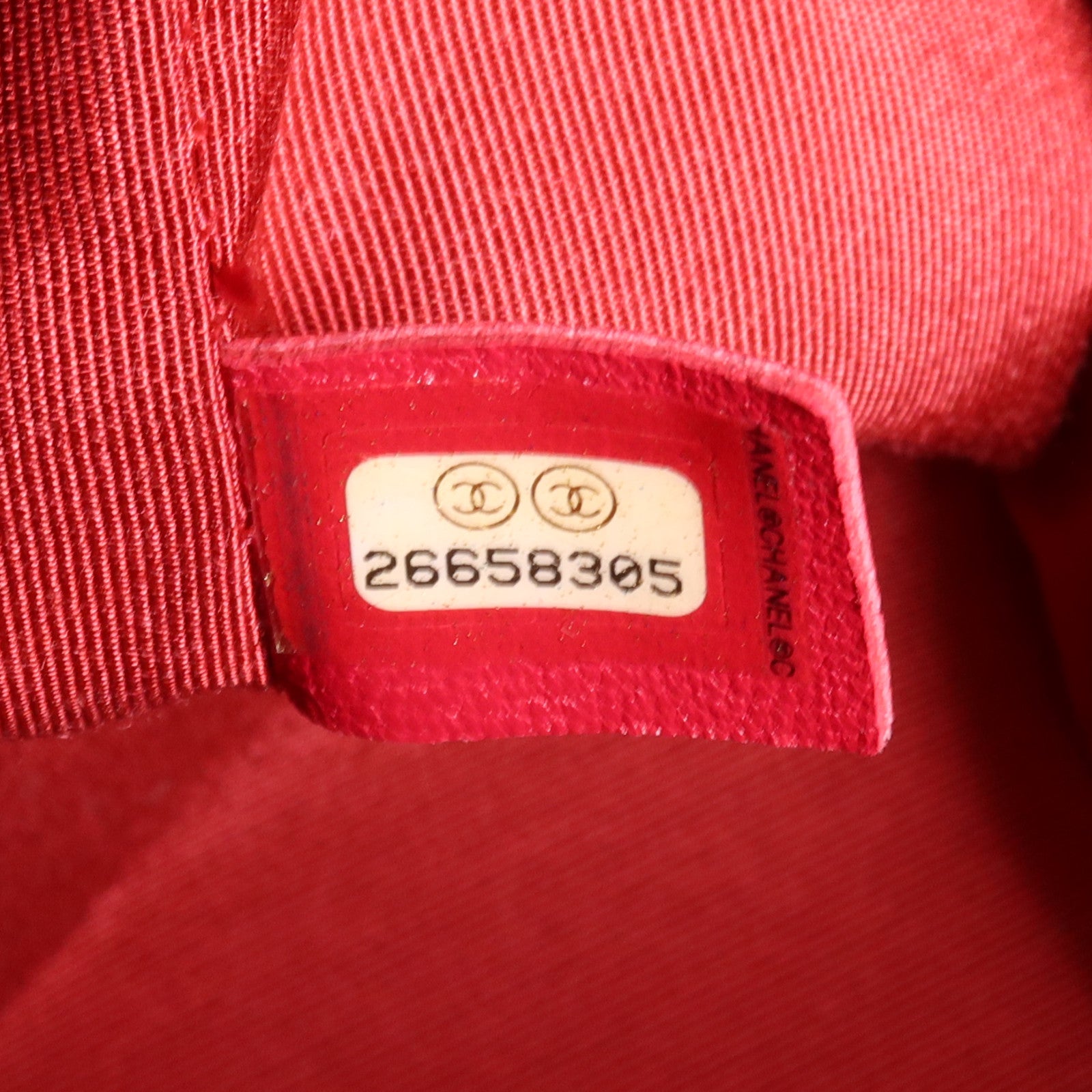 CHANEL 牛皮皮革Gabrielle Medium鏈帶肩背袋