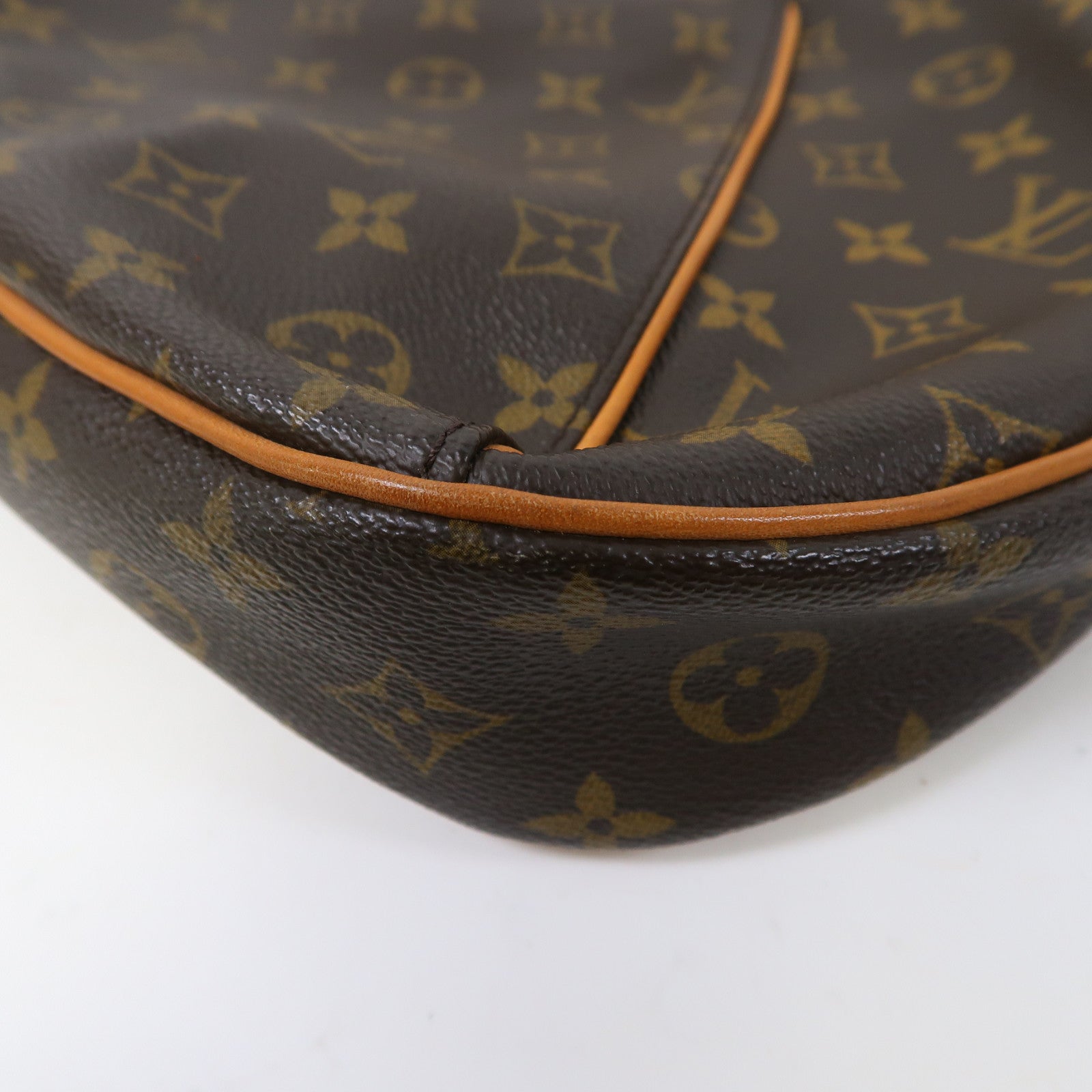 LOUIS VUITTON Monogram Thames GM金扣肩背袋啡色