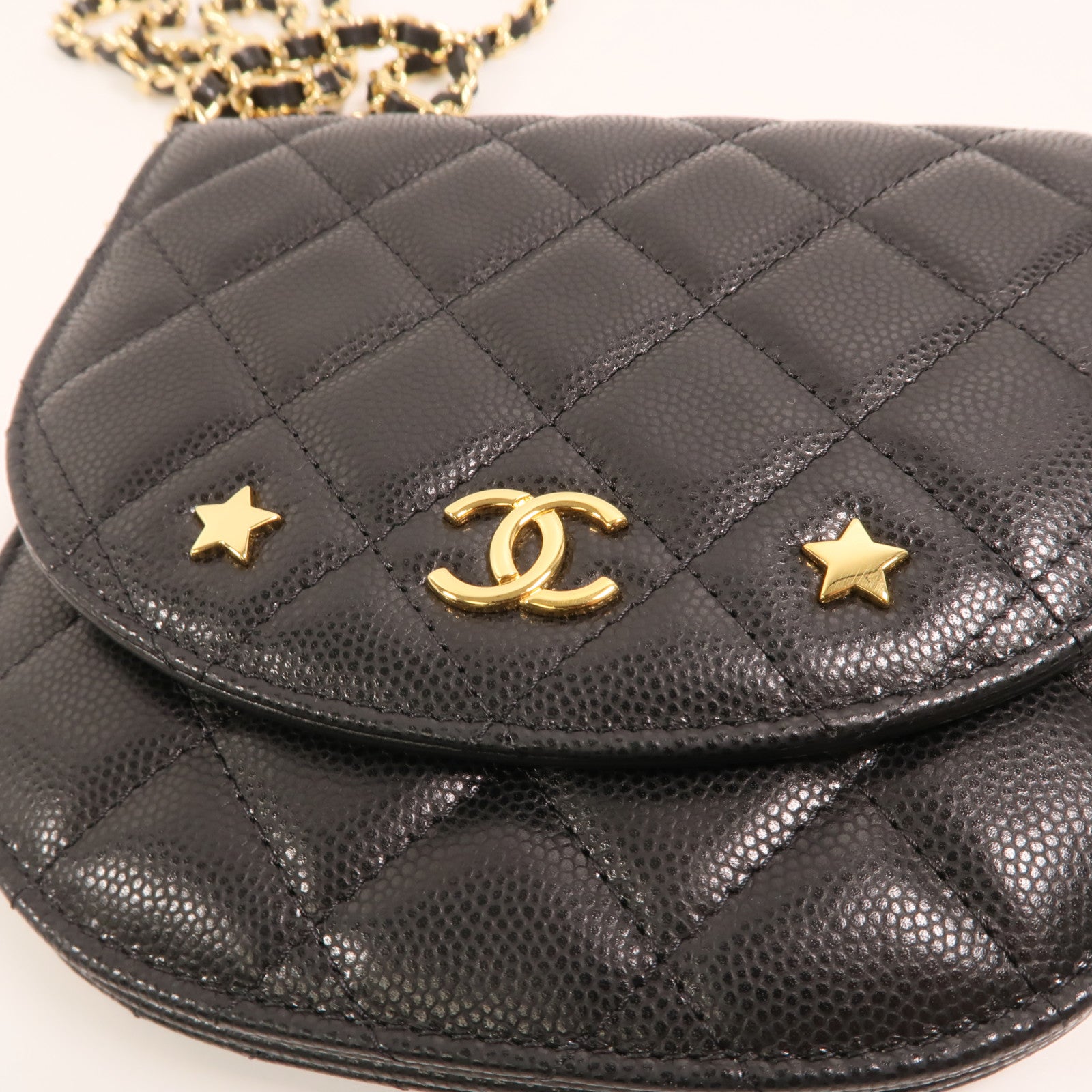 CHANEL 牛皮皮革Chain Shoulder金扣鏈帶肩背袋