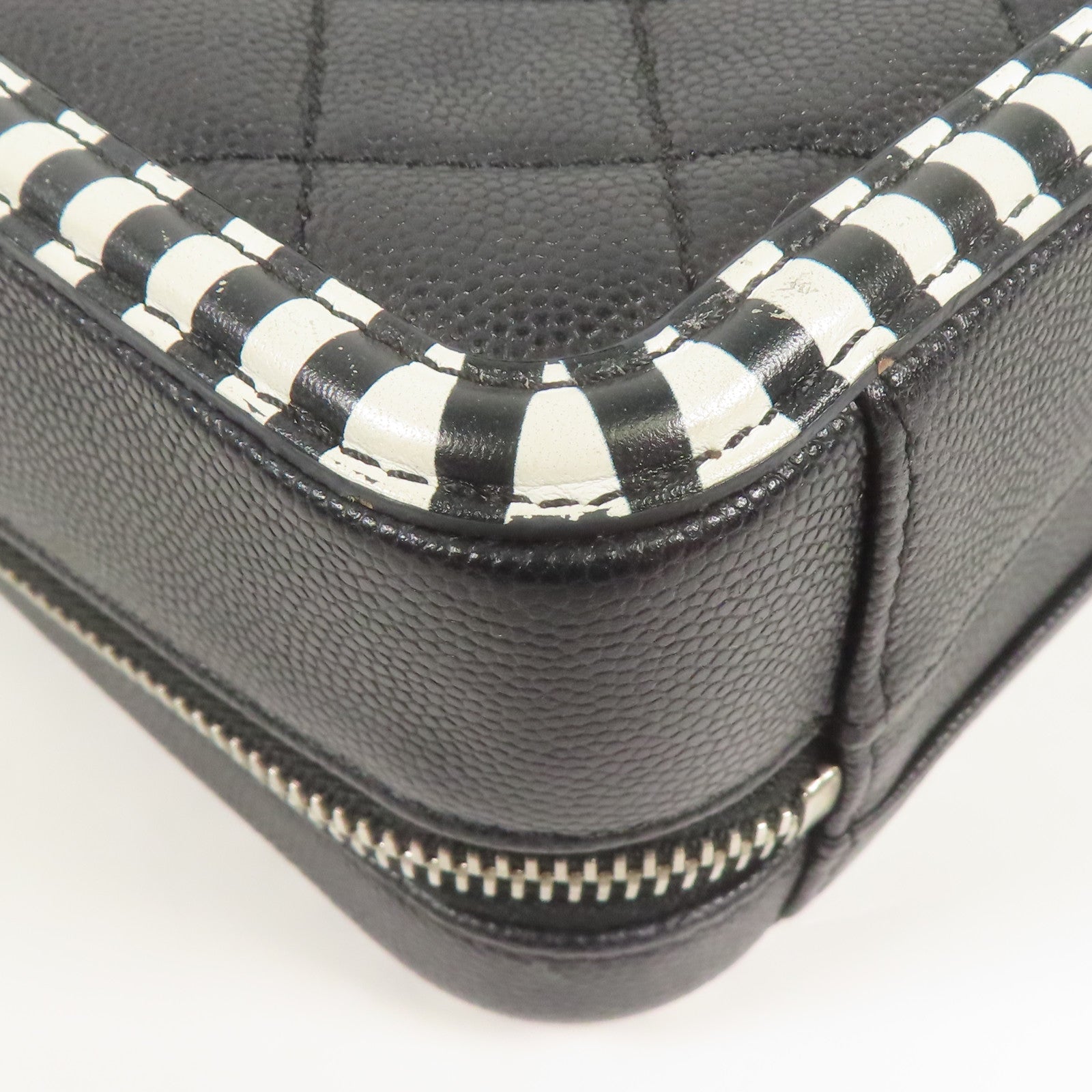 CHANEL 牛皮皮革Vanity Case銀扣鏈帶手挽肩背兩用袋