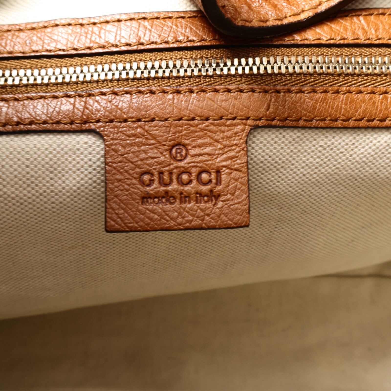 GUCCI 鴕鳥皮革Jackie肩背袋