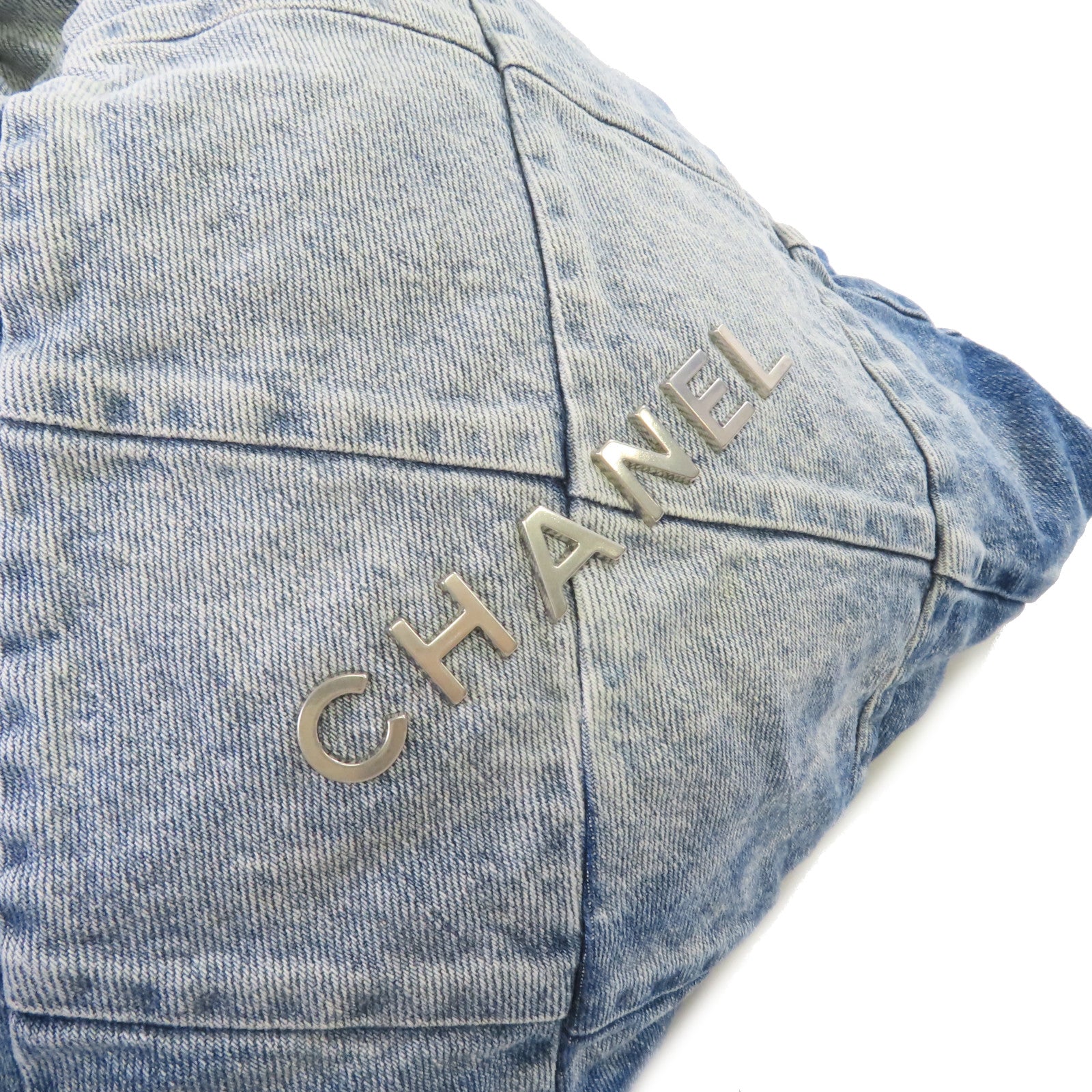 CHANEL **【激減優惠】菱格牛仔布Chanel 22 Backpack背包藍色