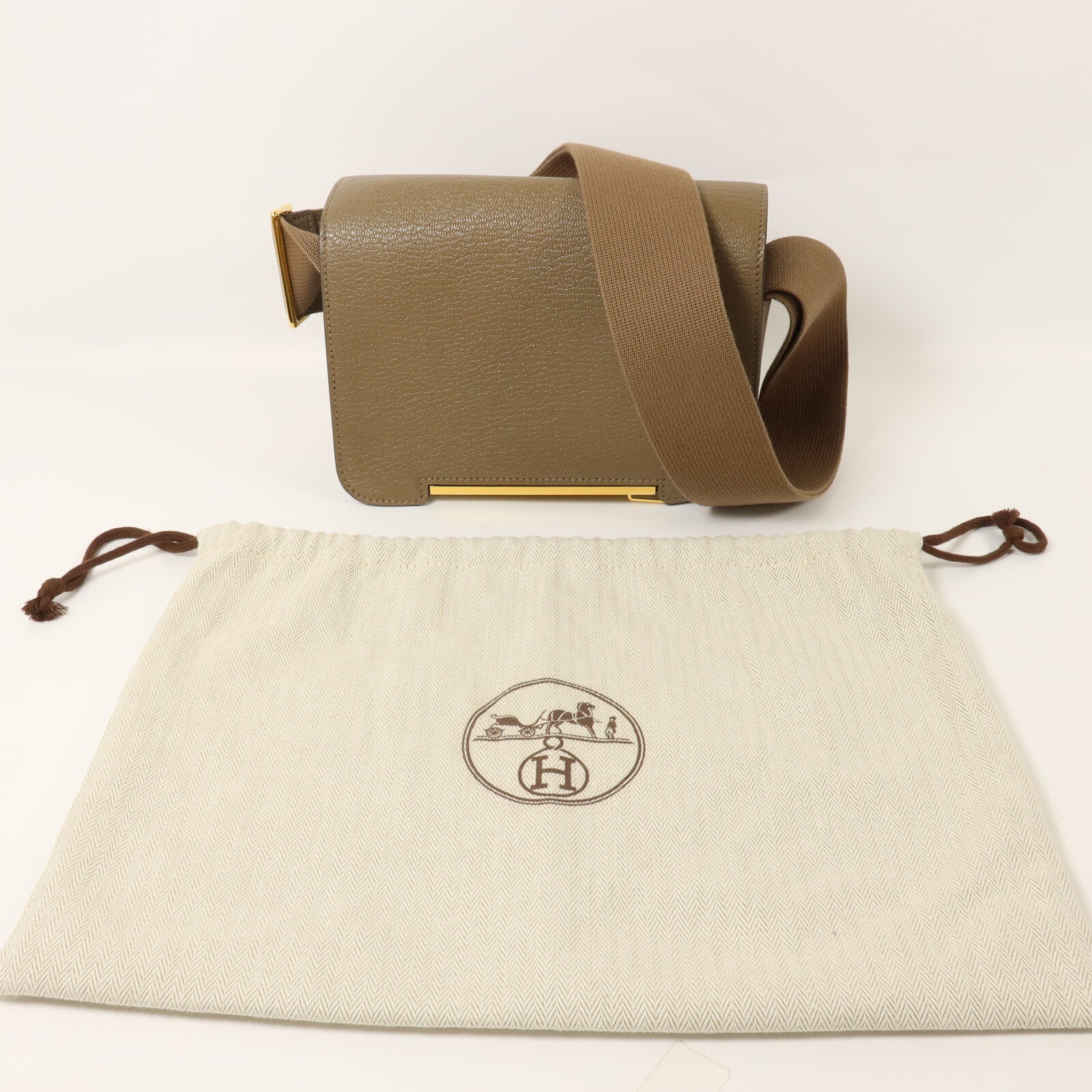 HERMES Chevre皮革Geta肩背袋Etoupe