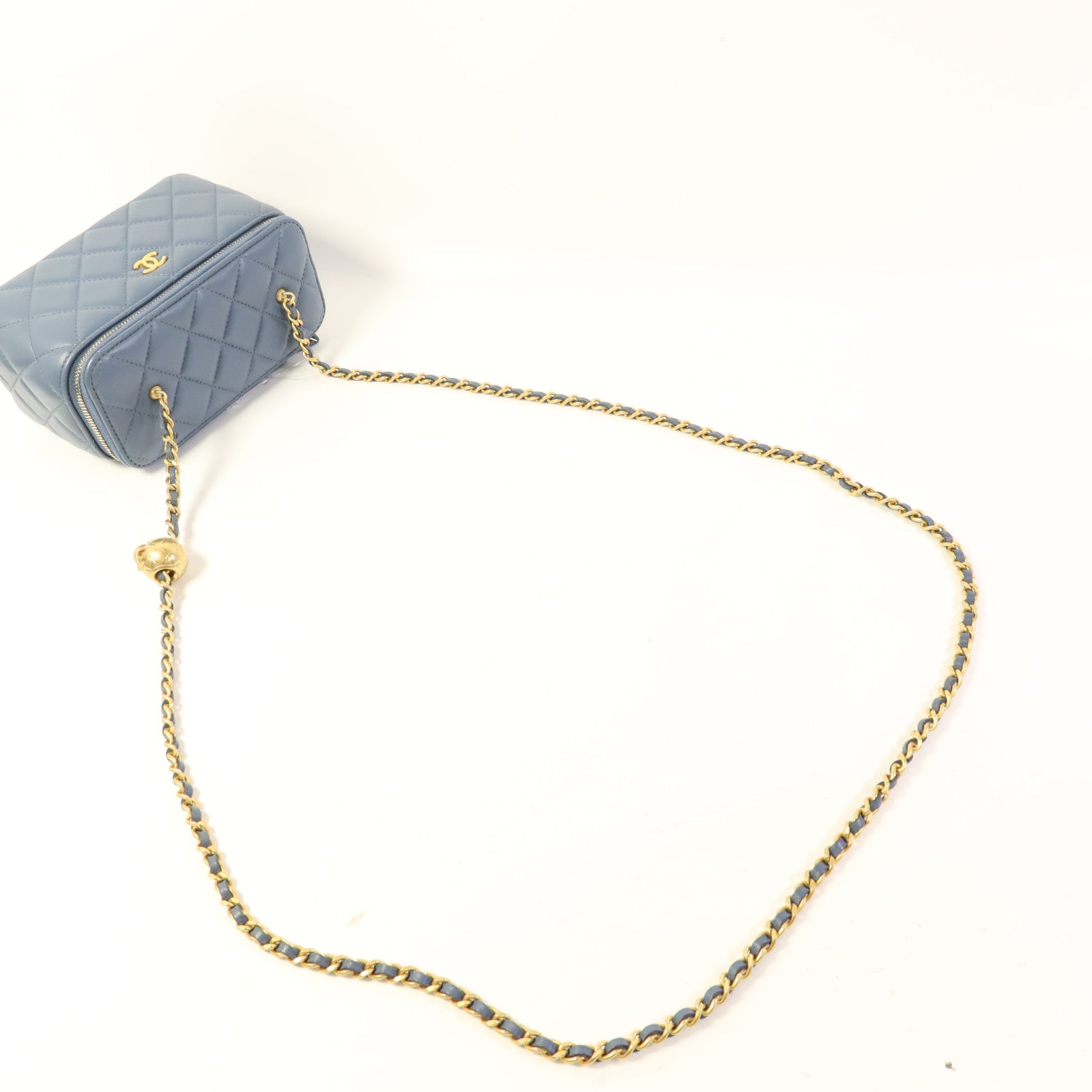 CHANEL 羊皮皮革Vanity Case金扣鏈帶肩背袋