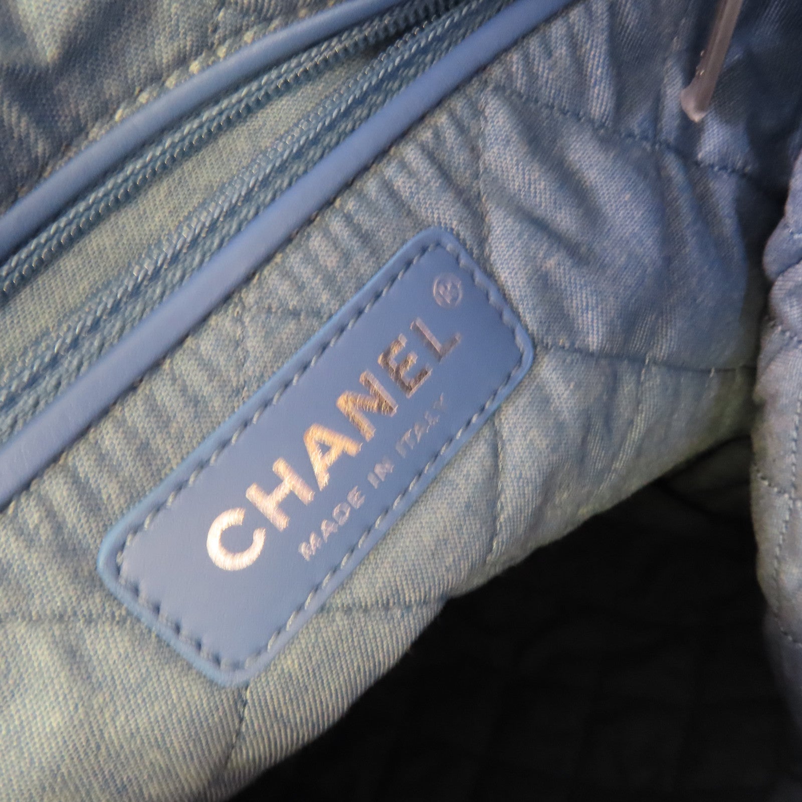 CHANEL **【激減優惠】菱格牛仔布Chanel 22 Backpack背包藍色