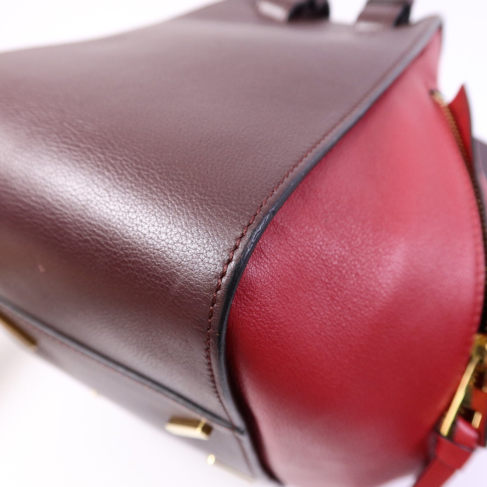 LOEWE 牛皮皮革Hammock手挽肩背兩用袋