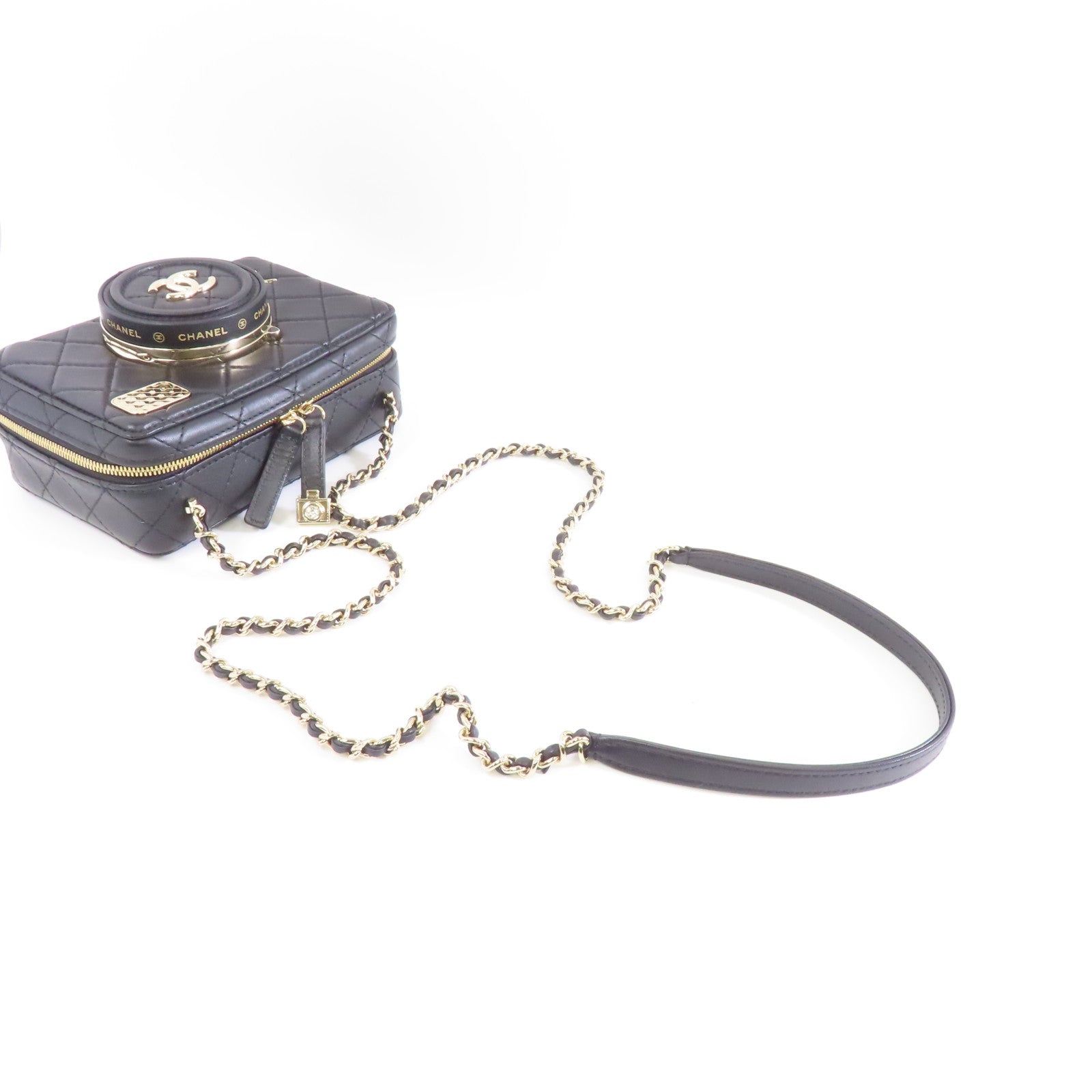 CHANEL 菱格羊皮皮革Camera Bag金扣鏈帶肩背袋黑色