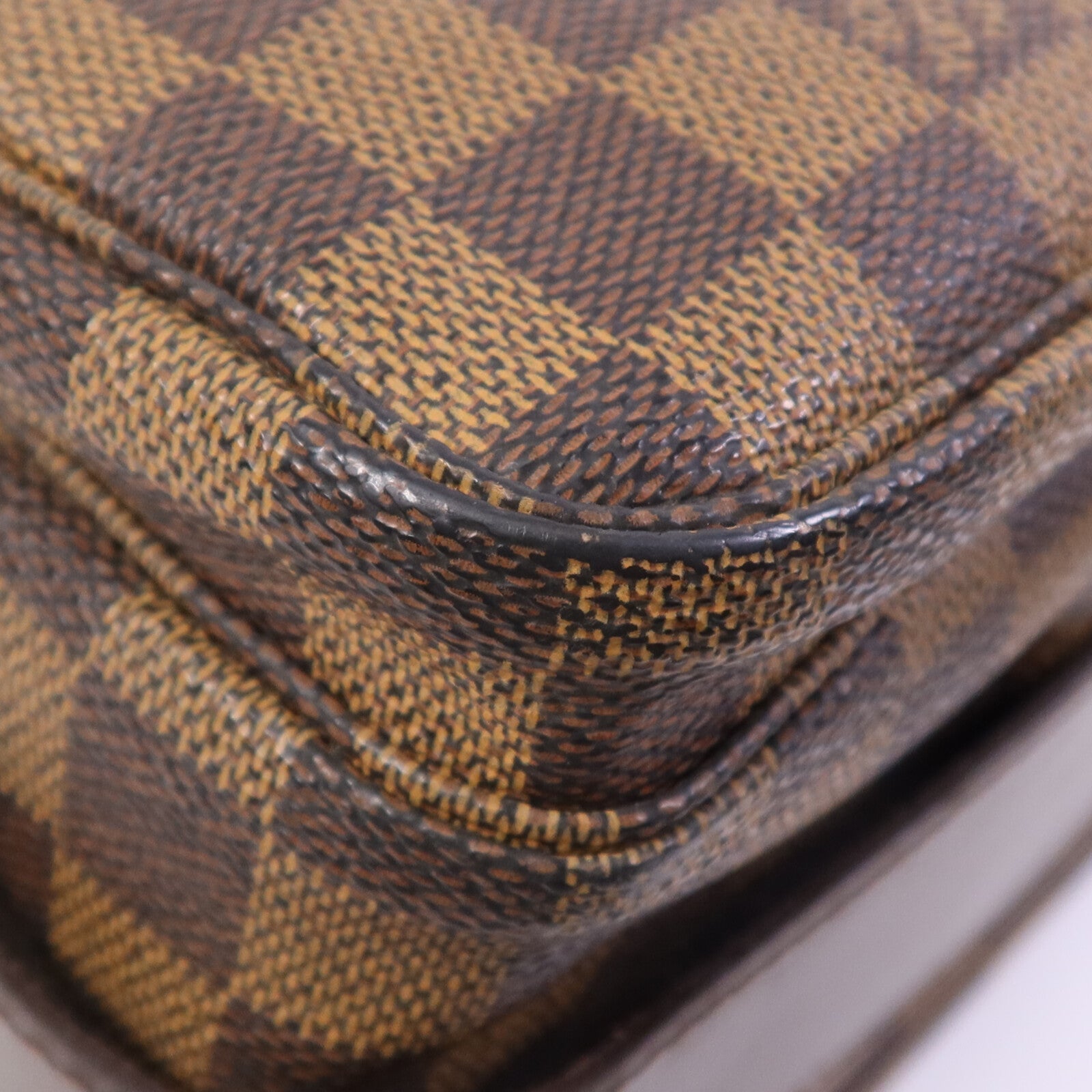 LOUIS VUITTON Damier Naviglio金扣肩背袋