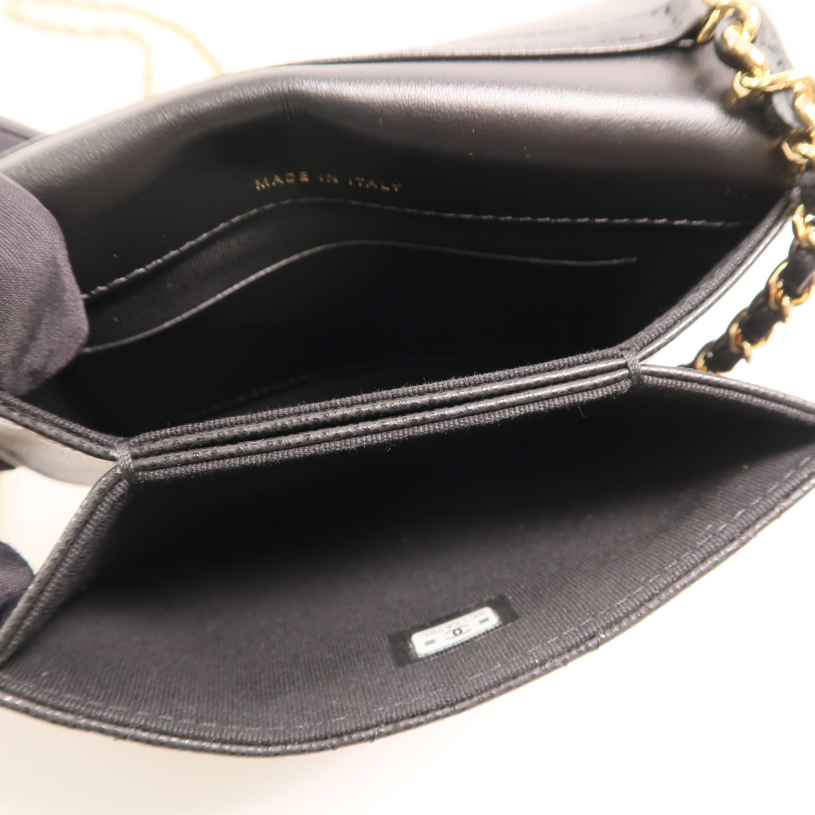 CHANEL 牛皮皮革Chain Shoulder金扣鏈帶肩背袋