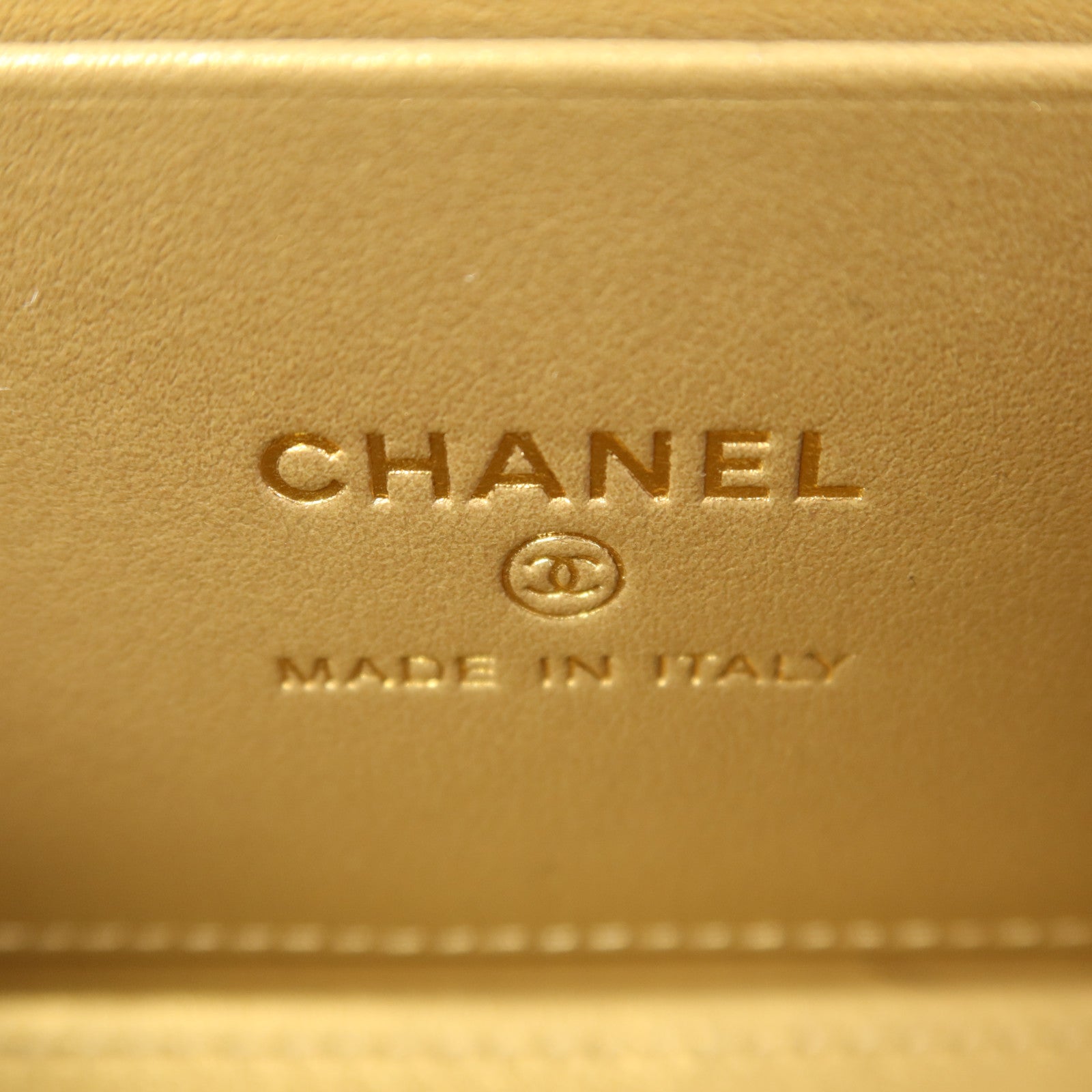 CHANEL 羊皮皮革Vanity Case金扣鏈帶肩背袋