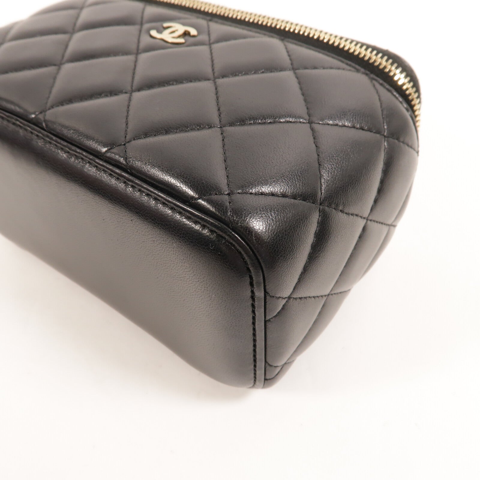 CHANEL 羊皮皮革Vanity Case鏈帶肩背袋