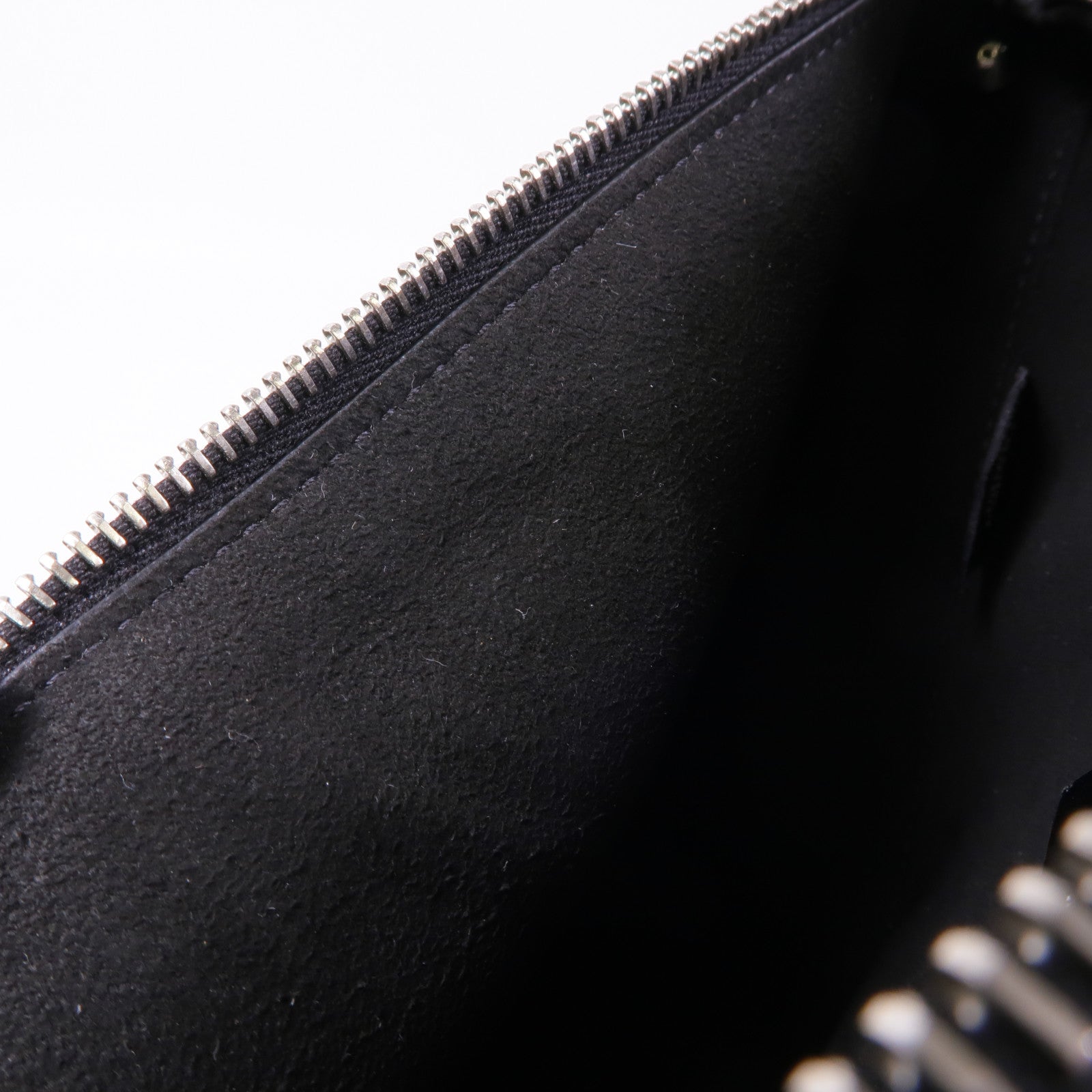 FENDI 牛皮皮革Melon Small銀扣肩背袋