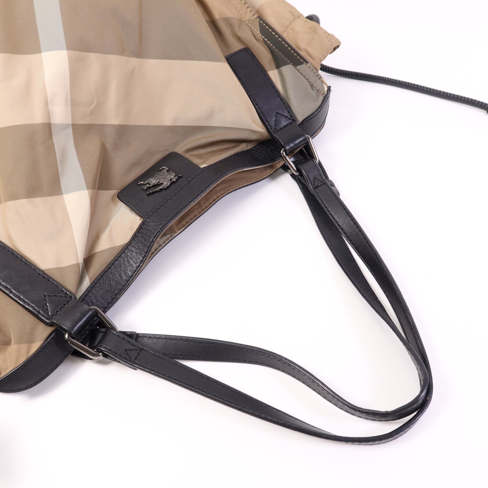 BURBERRY 尼龍Buckleigh Tote肩背袋