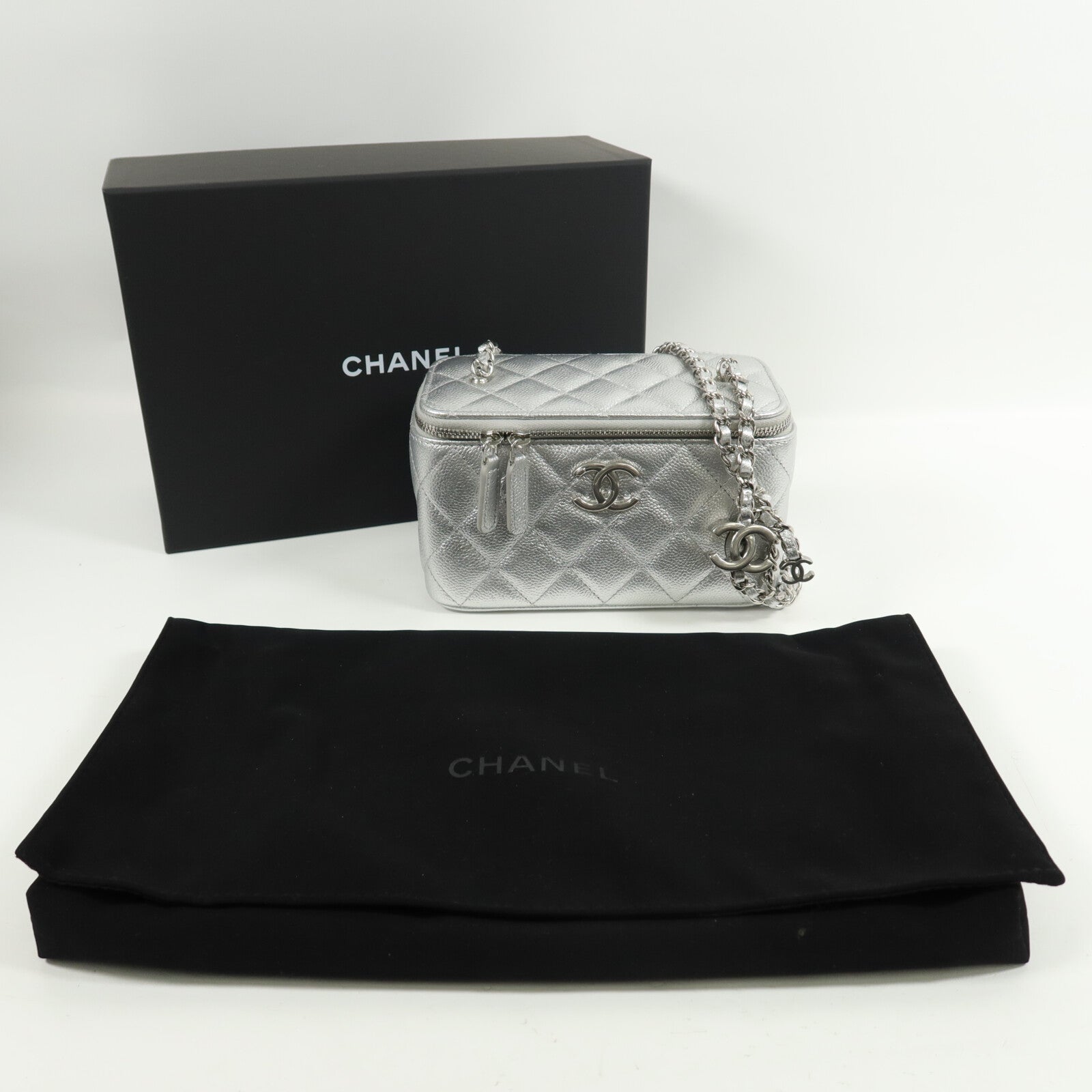 CHANEL 牛皮皮革25B Vanity Case鏈帶肩背袋