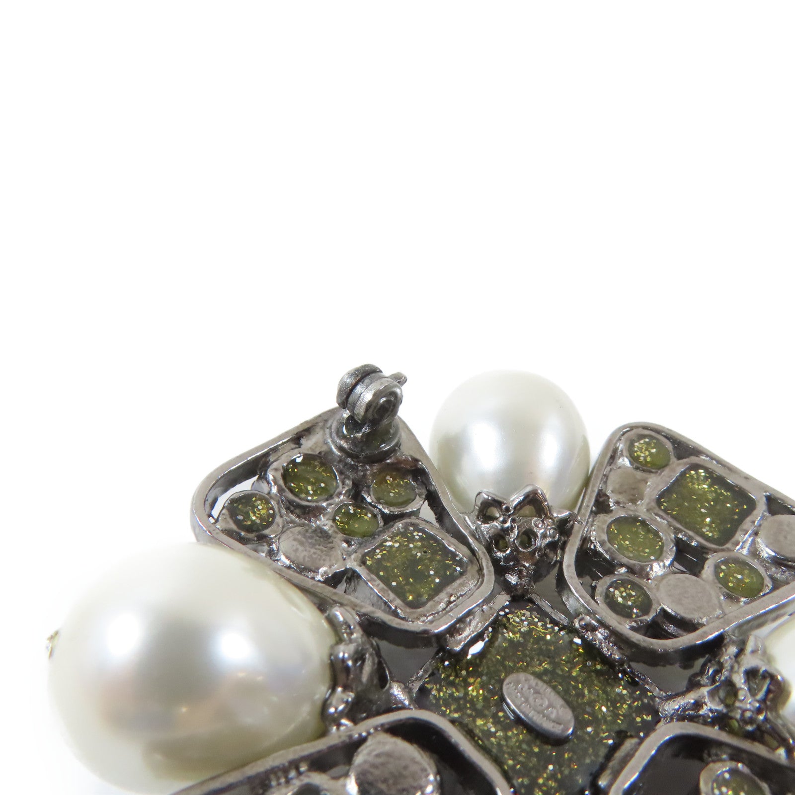 CHANEL 金屬Brooch胸針黑色/白色/銀色