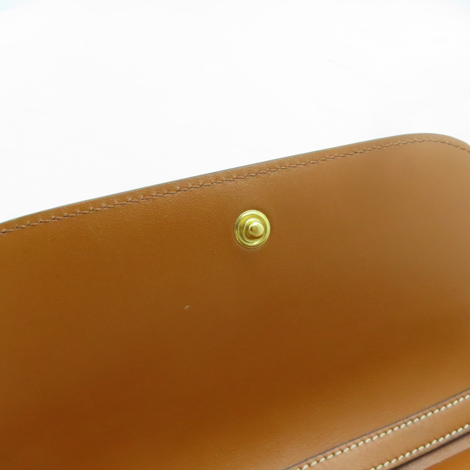 CELINE 塗層帆布Wallet On Strap金扣肩背袋啡色