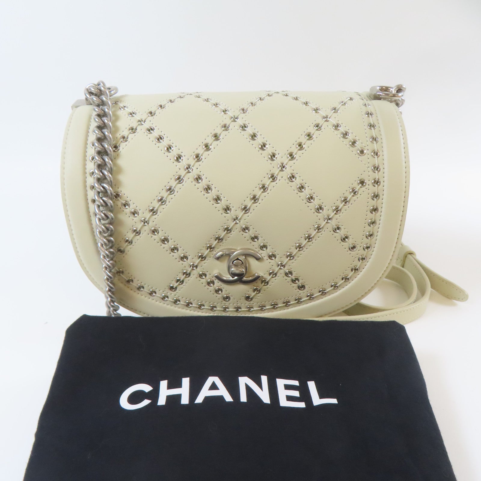 CHANEL 【激減優惠】菱格牛皮皮革Chain Shoulder銀扣鏈帶肩背袋白色