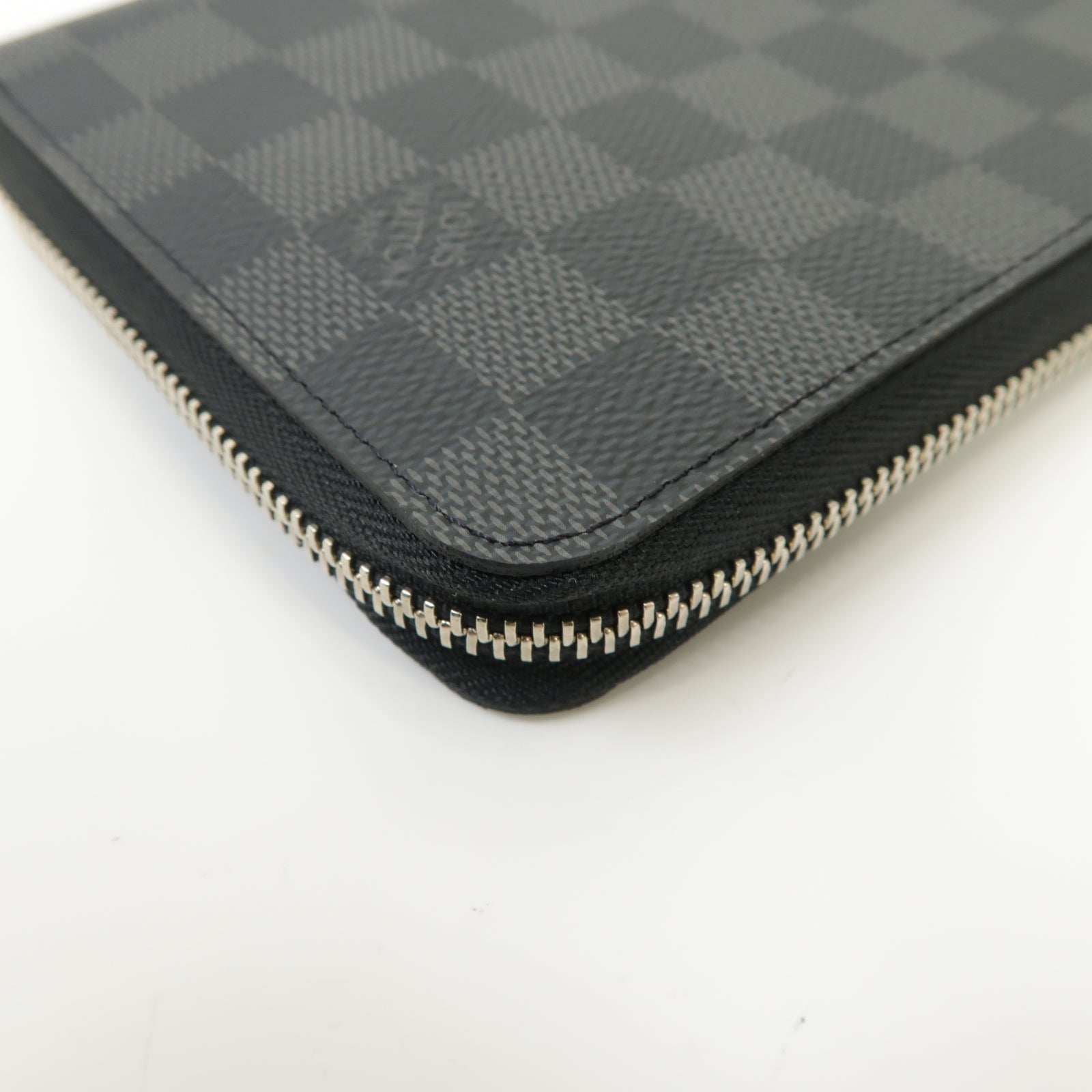 LOUIS VUITTON 【激減優惠】Damier Graphite Zippy Organizer Wallet銀扣長錢包黑色/灰色
