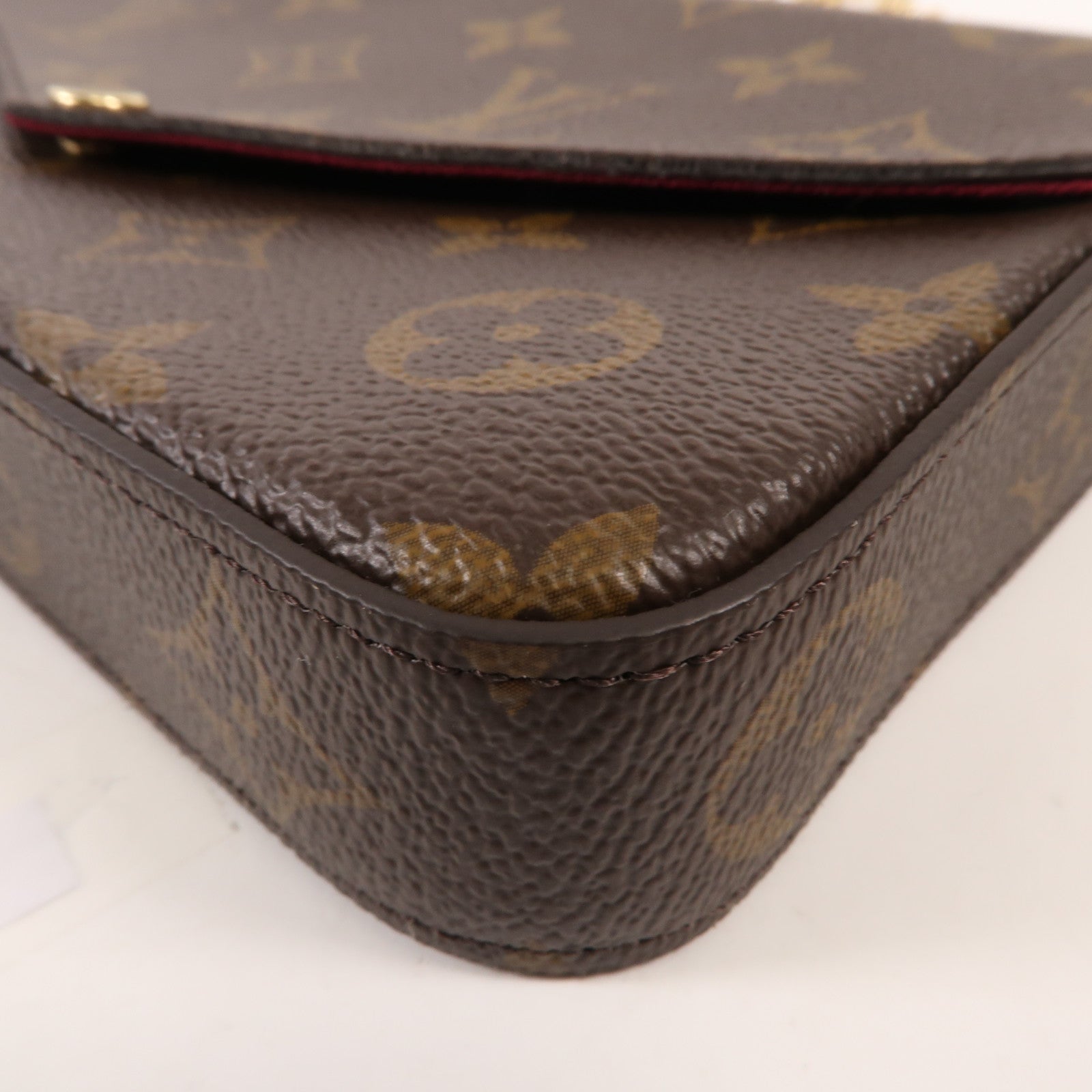 LOUIS VUITTON Monogram Pochette Felicie金扣鏈帶肩背袋