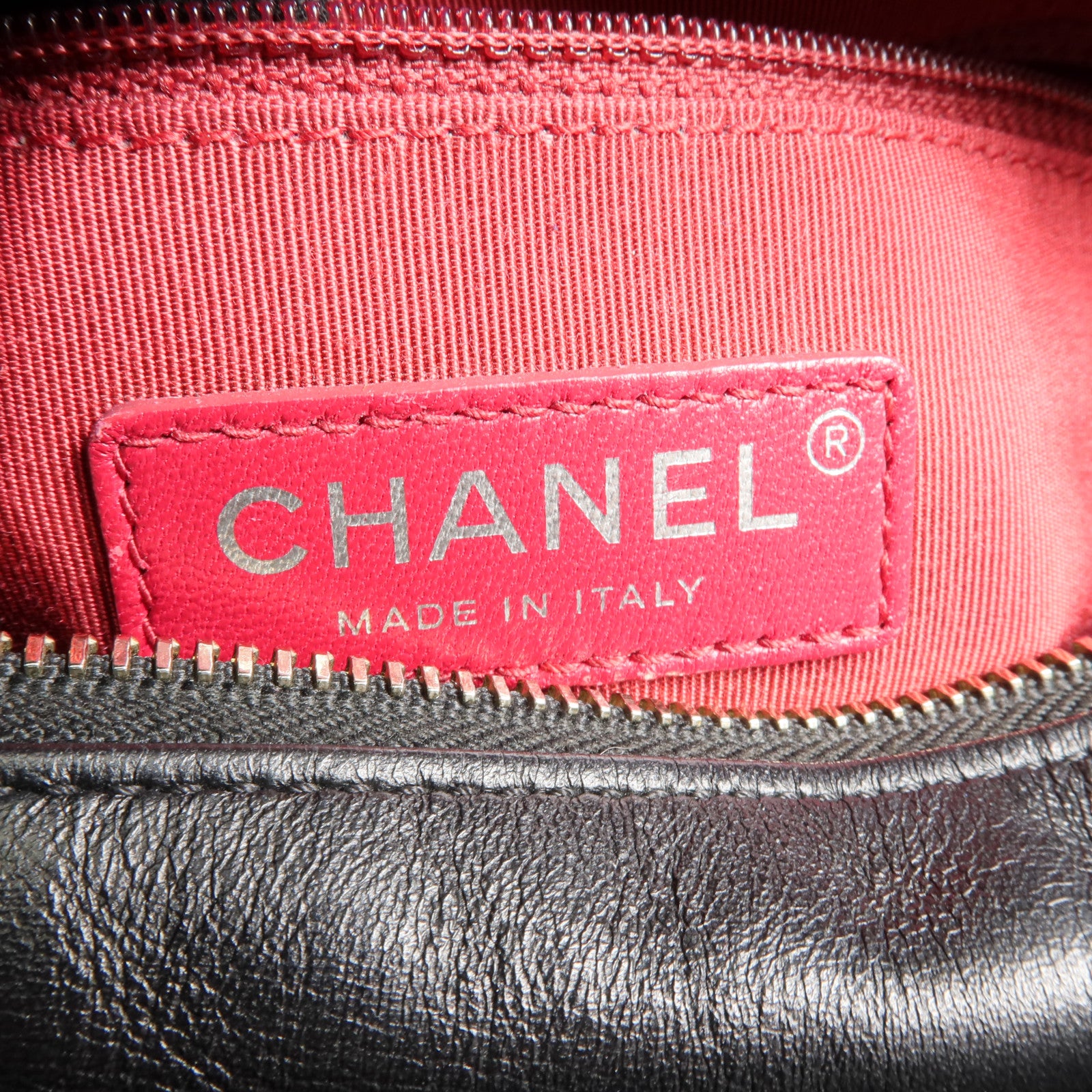 CHANEL 牛皮皮革Gabrielle Small 金銀鏈帶肩背包