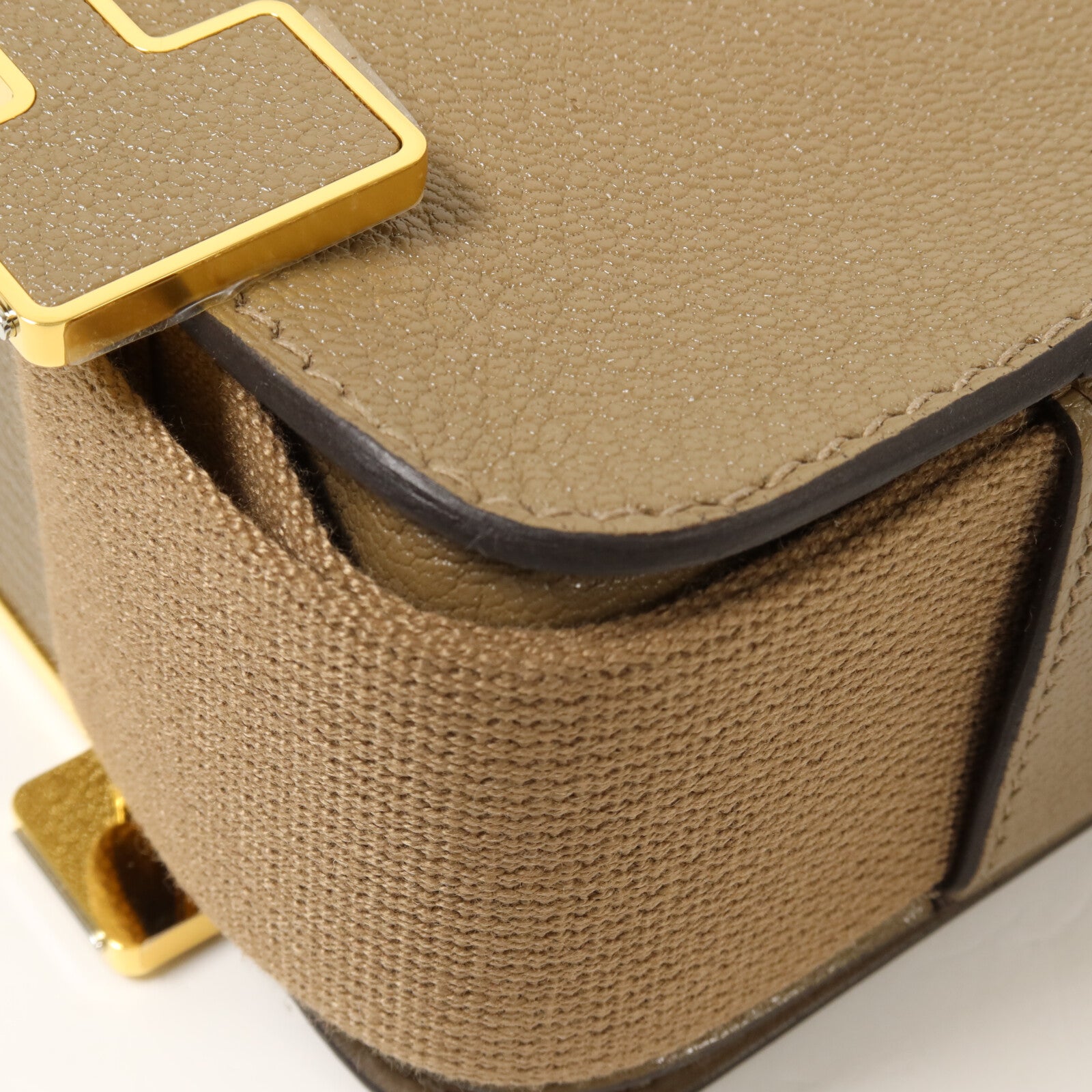 HERMES Chevre皮革Geta肩背袋Etoupe