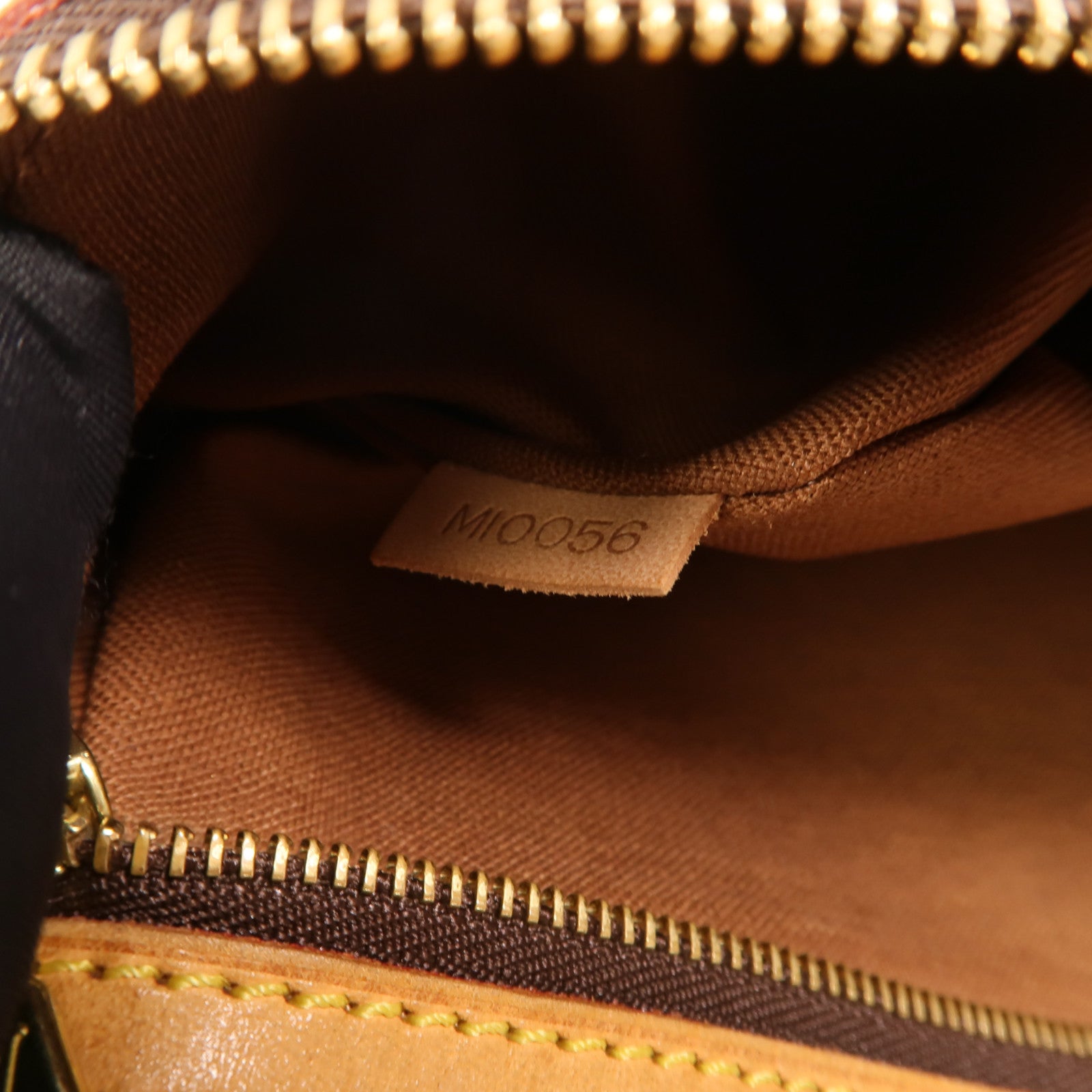 LOUIS VUITTON Monogram Pochette Bosphore金扣肩背袋棕色