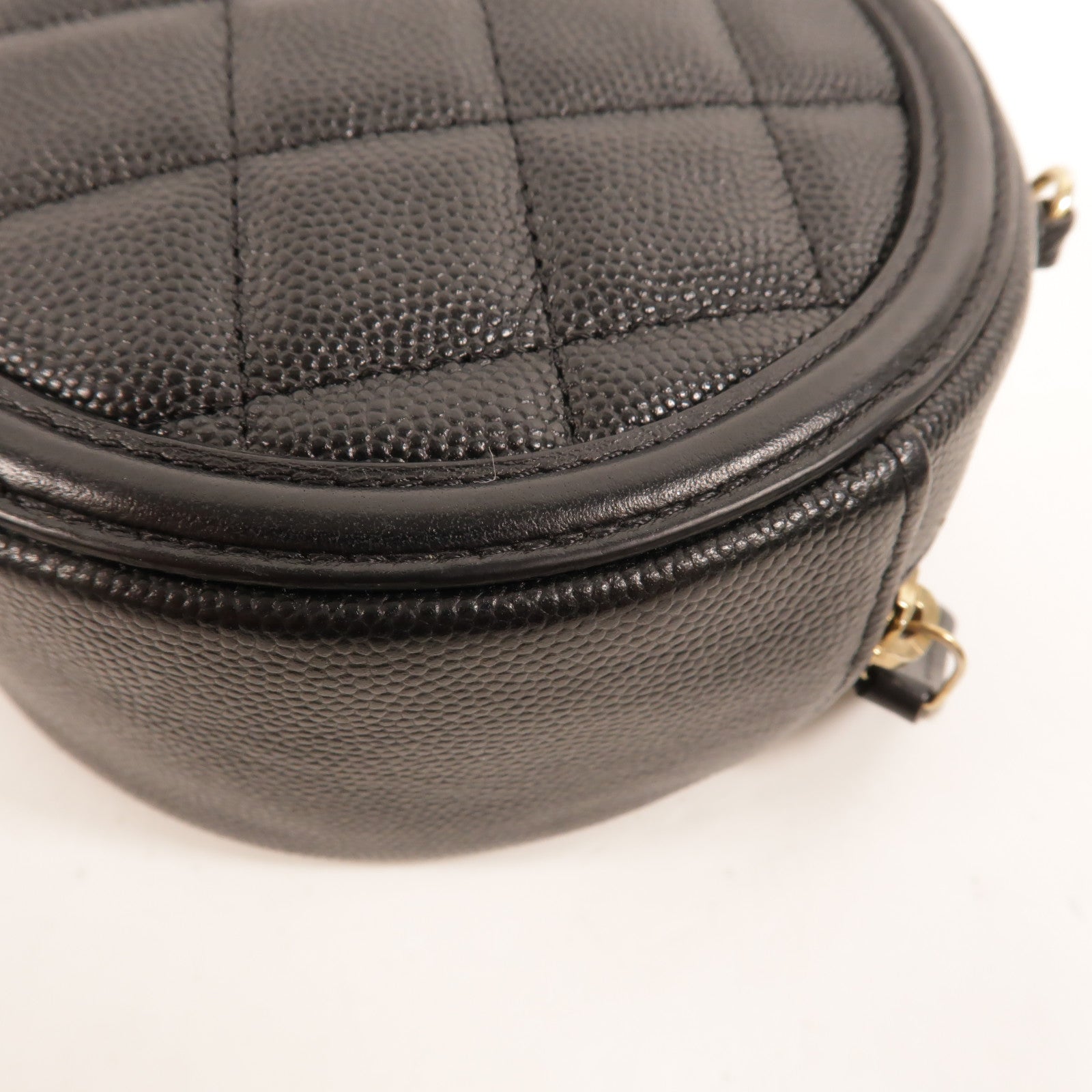 CHANEL 牛皮皮革Round CC Filigree Bag肩背袋