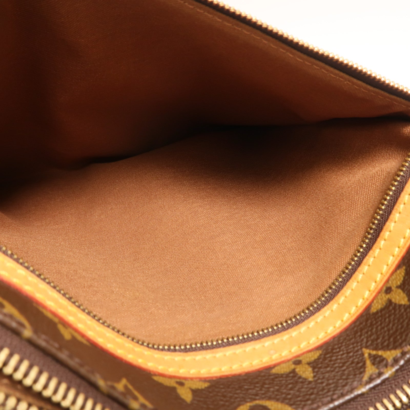 LOUIS VUITTON Monogram Pochette Bosphore金扣肩背袋棕色