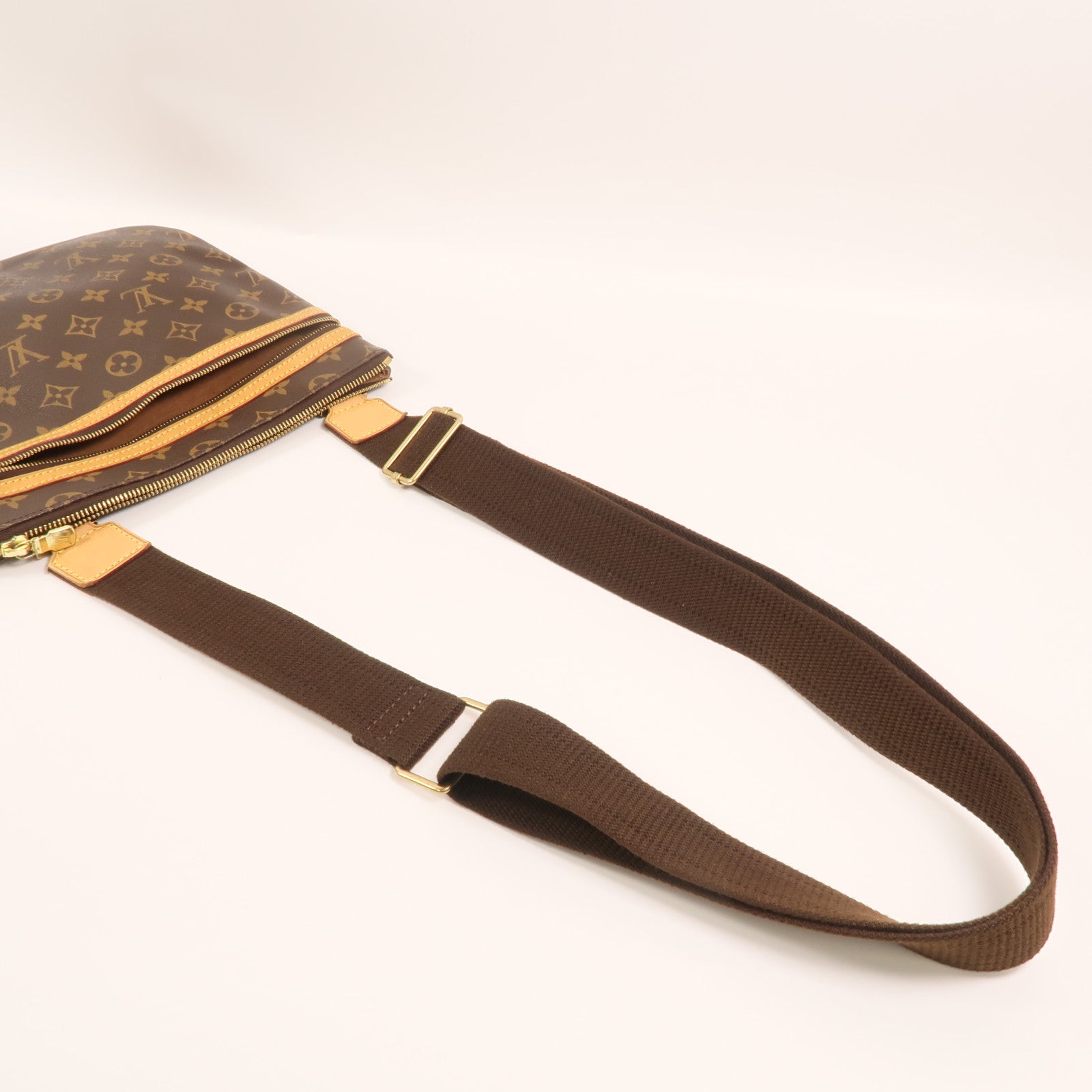 LOUIS VUITTON Monogram Pochette Bosphore金扣肩背袋棕色