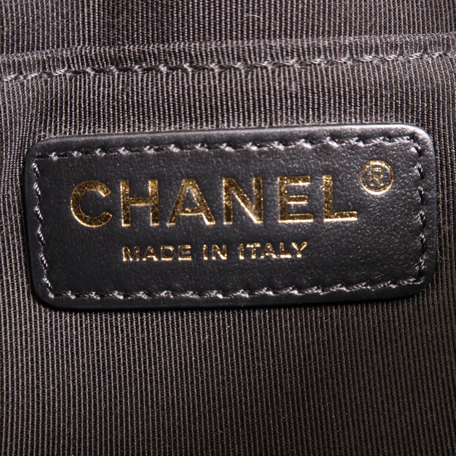CHANEL 牛皮皮革Waist Bag金扣腰包