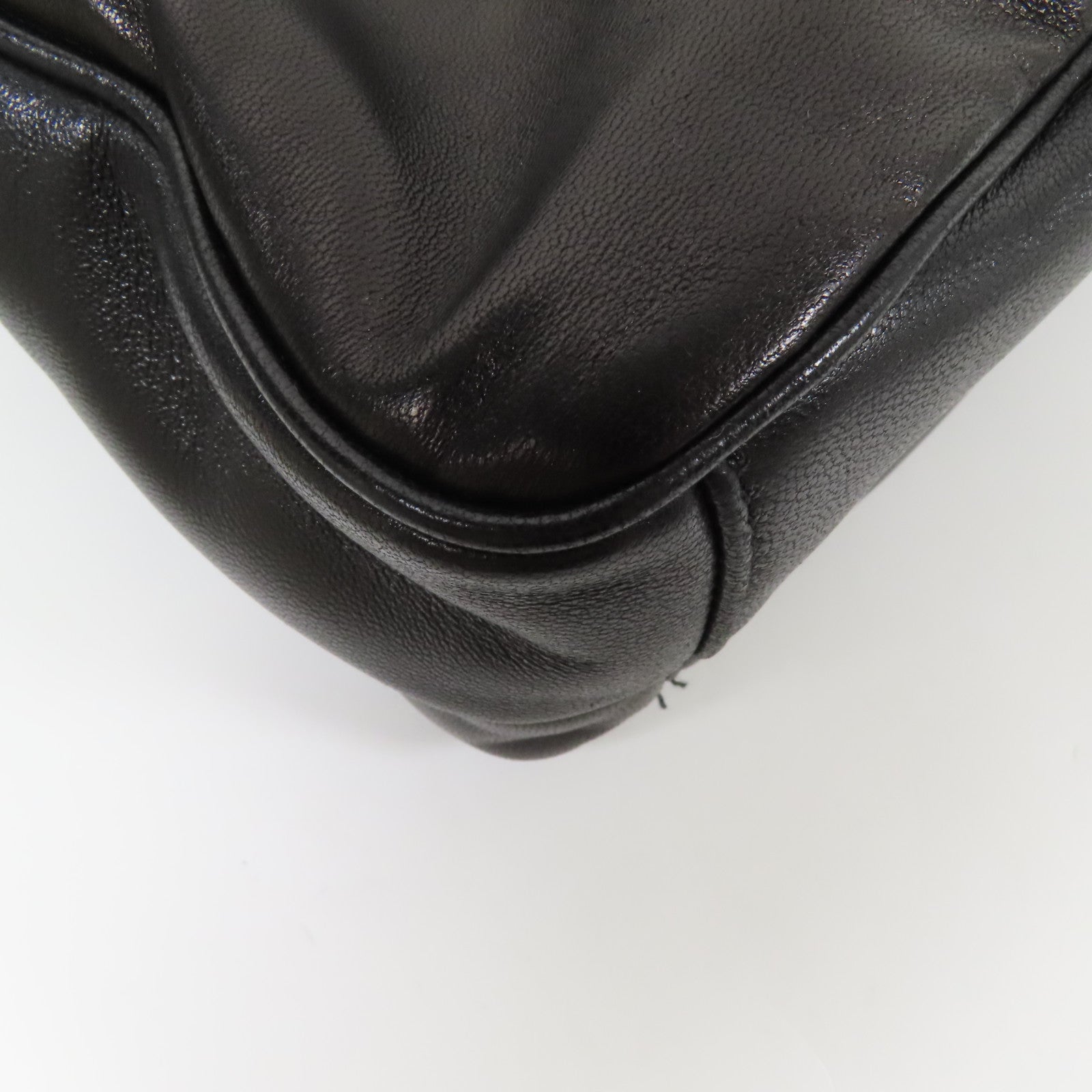 SAINT LAURENT 羊皮皮革Niki Cube肩背袋