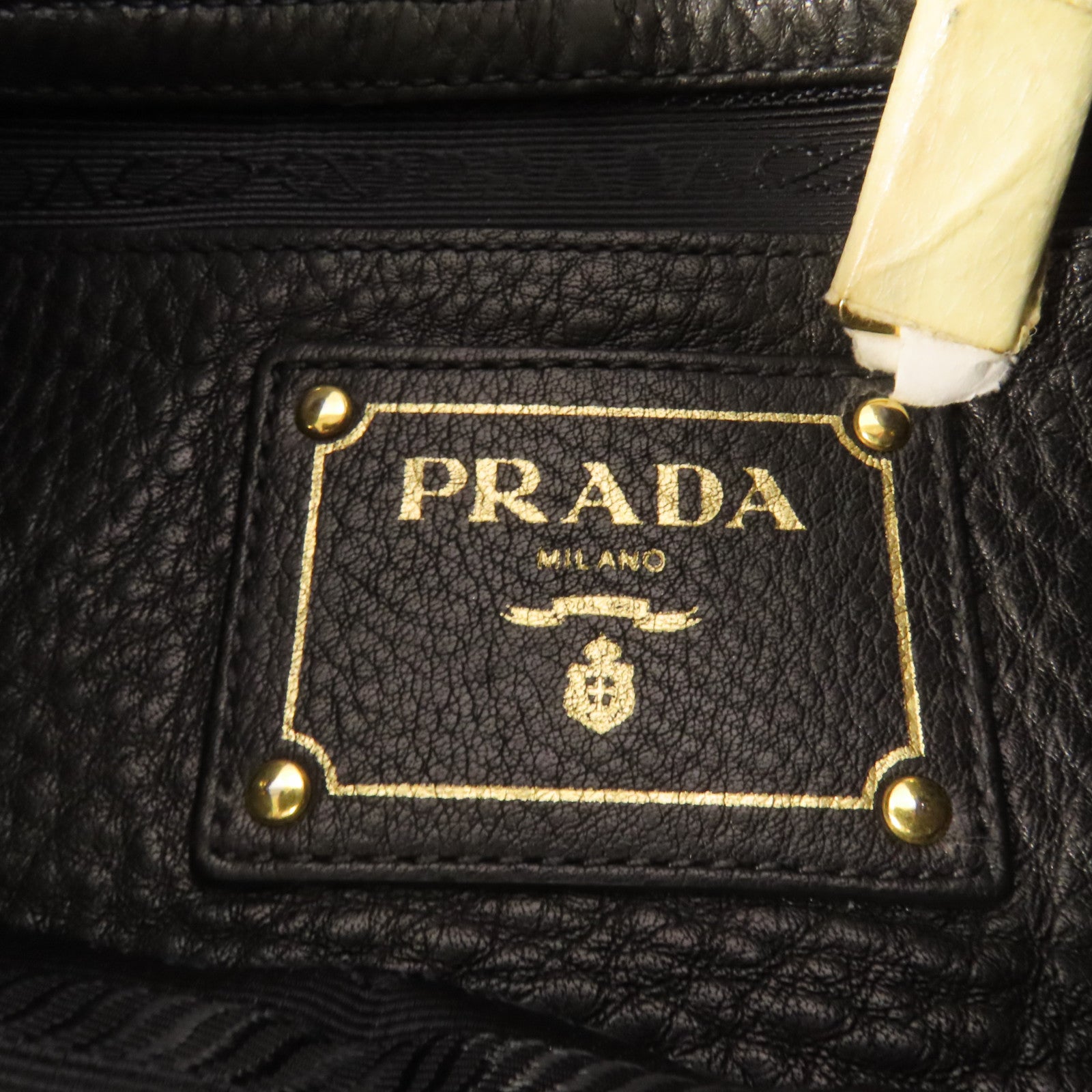 PRADA 牛皮皮革Shoulder Bag金扣肩背袋