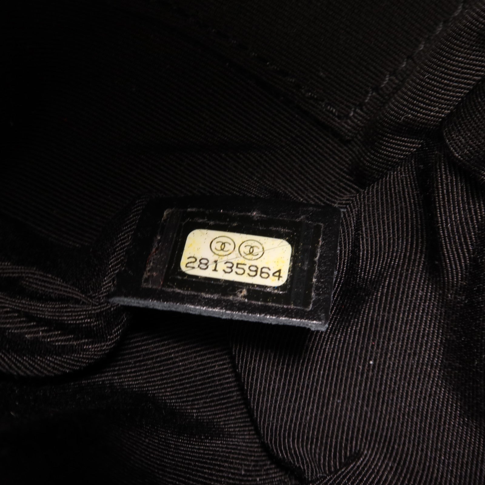 CHANEL 牛皮皮革Waist Bag金扣腰包