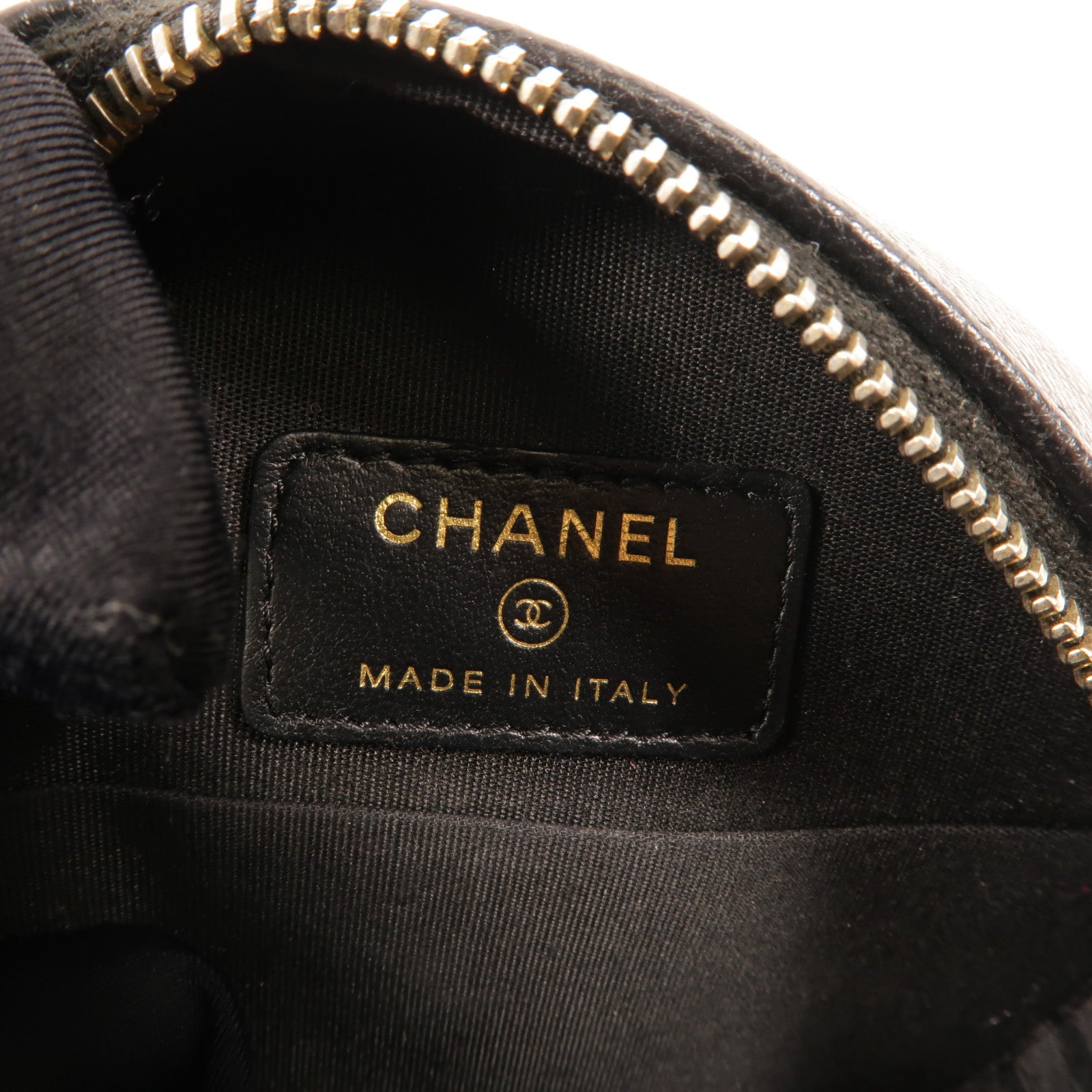 CHANEL 牛皮皮革Round CC Filigree Bag肩背袋