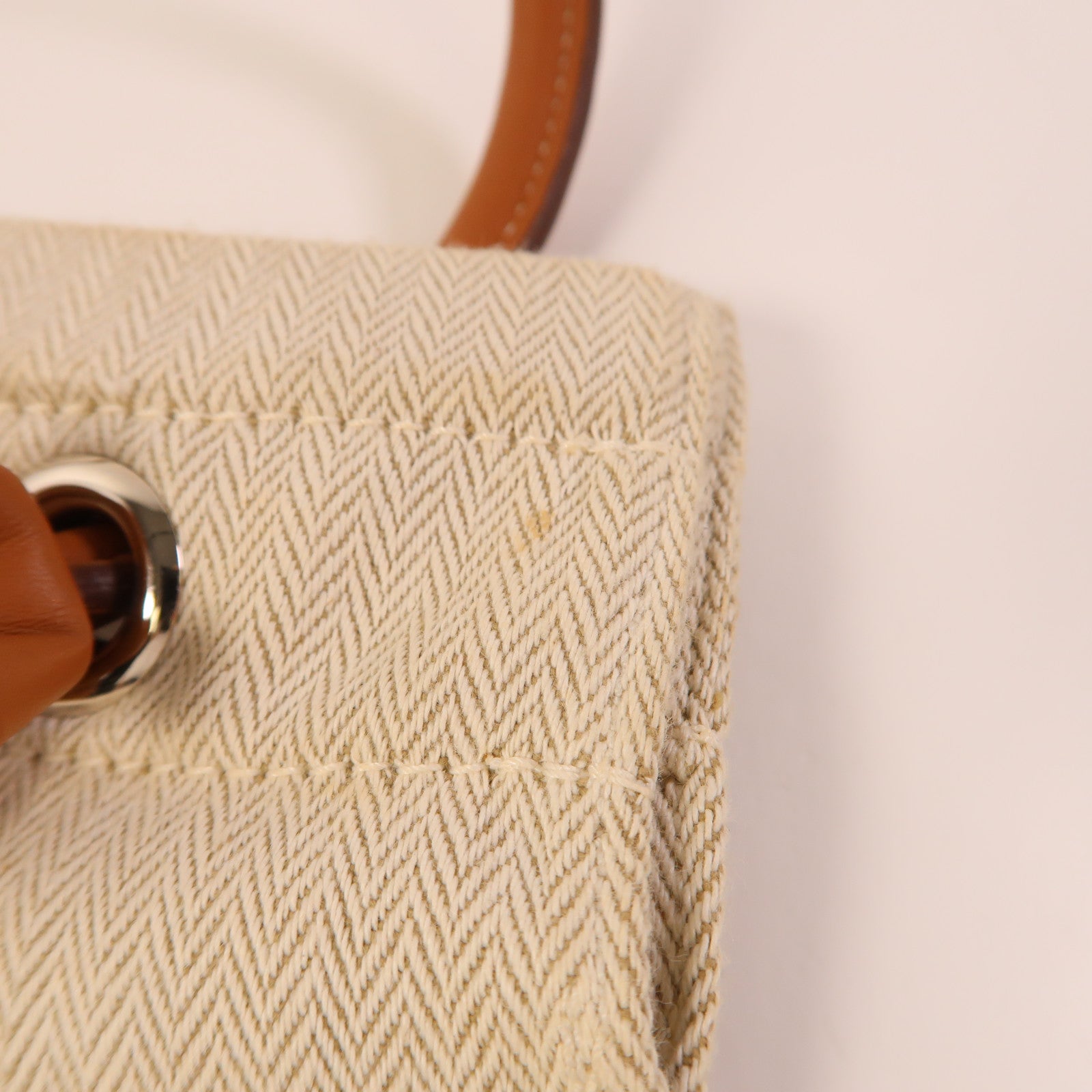 HERMES 帆布Aline銀扣肩背袋