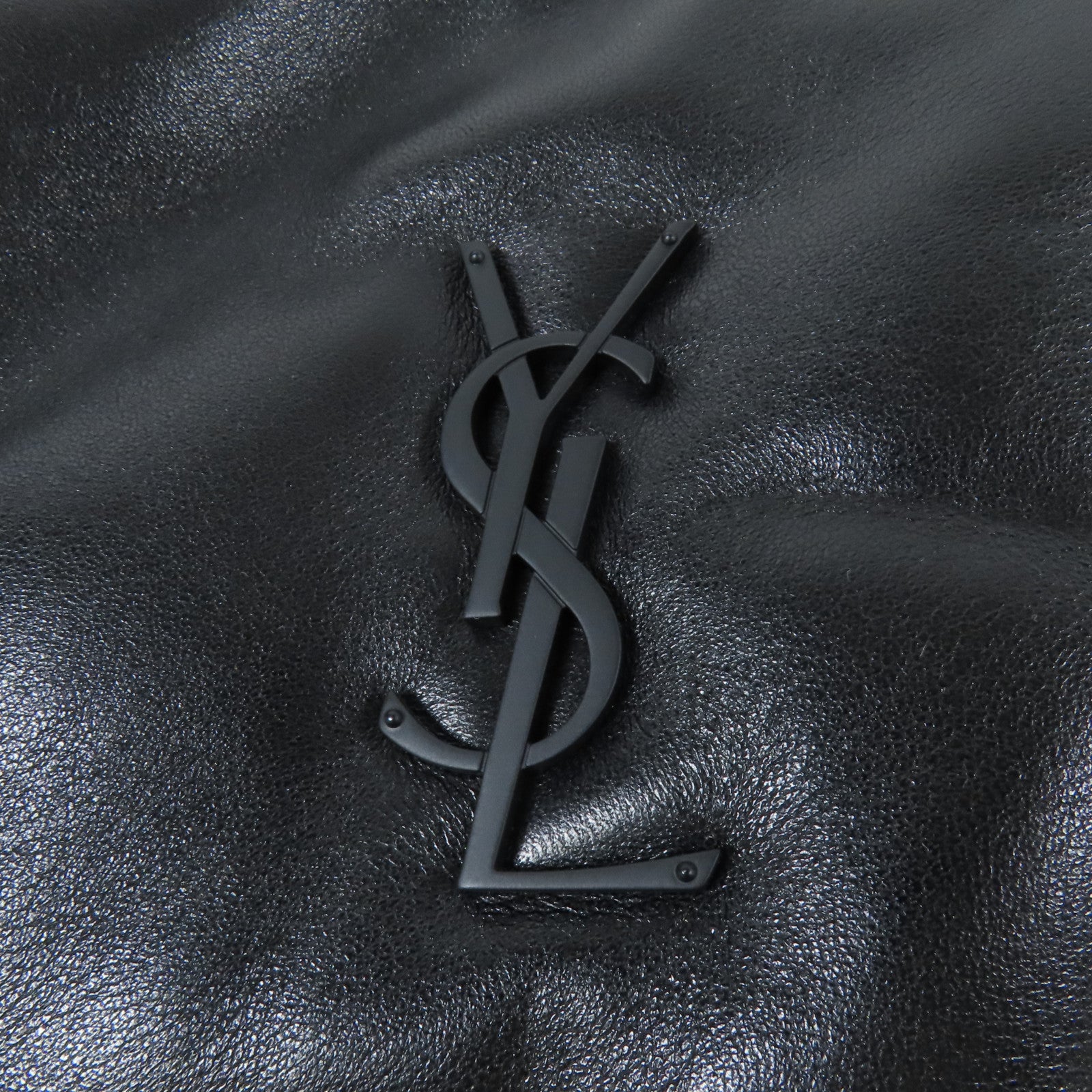 SAINT LAURENT 羊皮皮革Niki Cube肩背袋