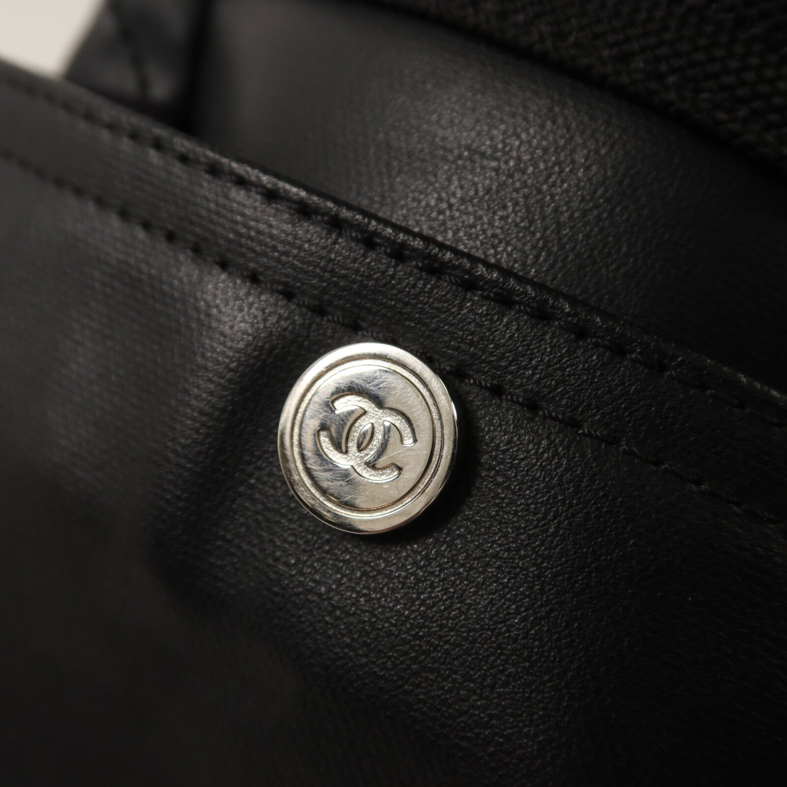 CHANEL 塗層帆布Paris-Biarritz Tote Bag銀扣手挽袋