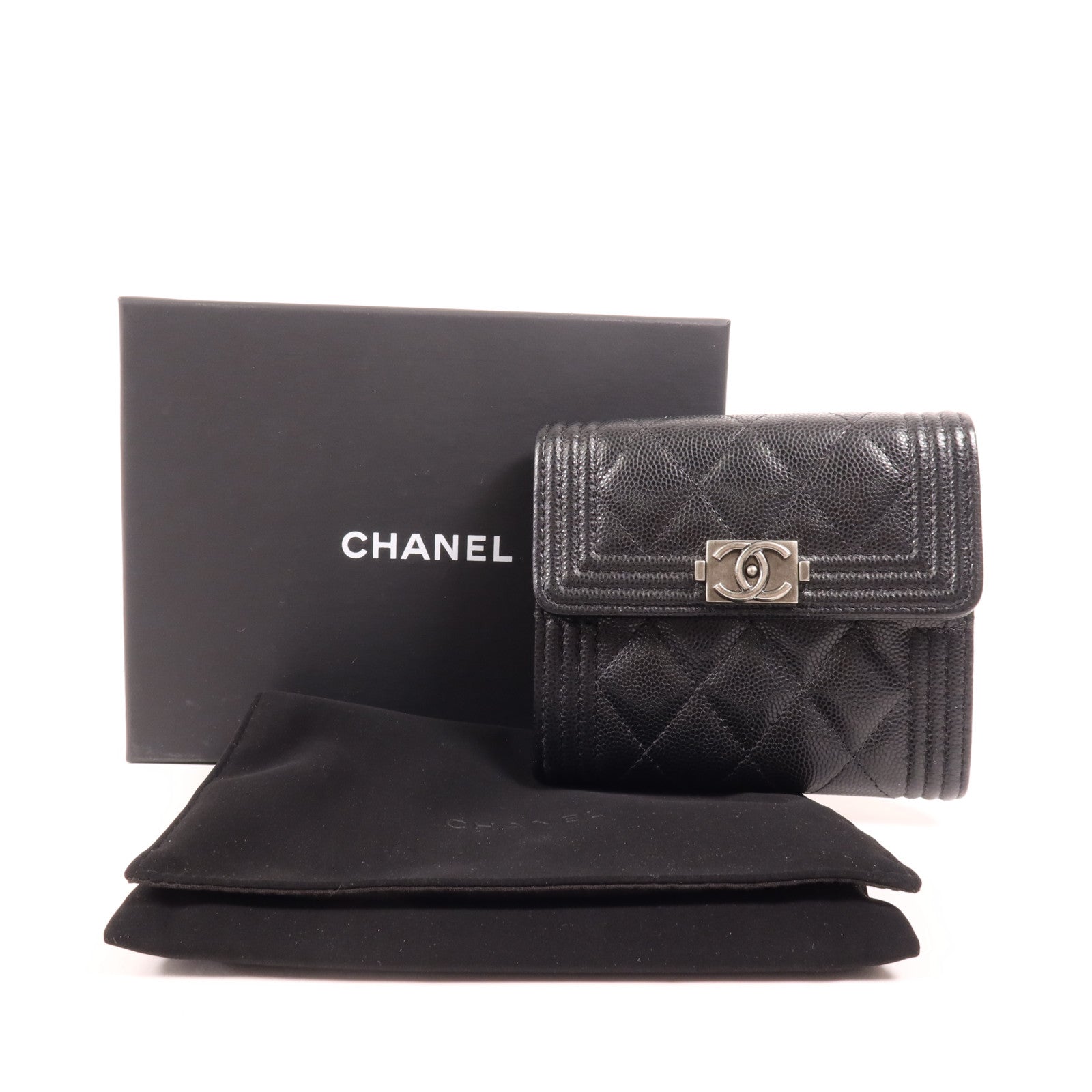 CHANEL 牛皮皮革Boy Wallet銀扣錢包