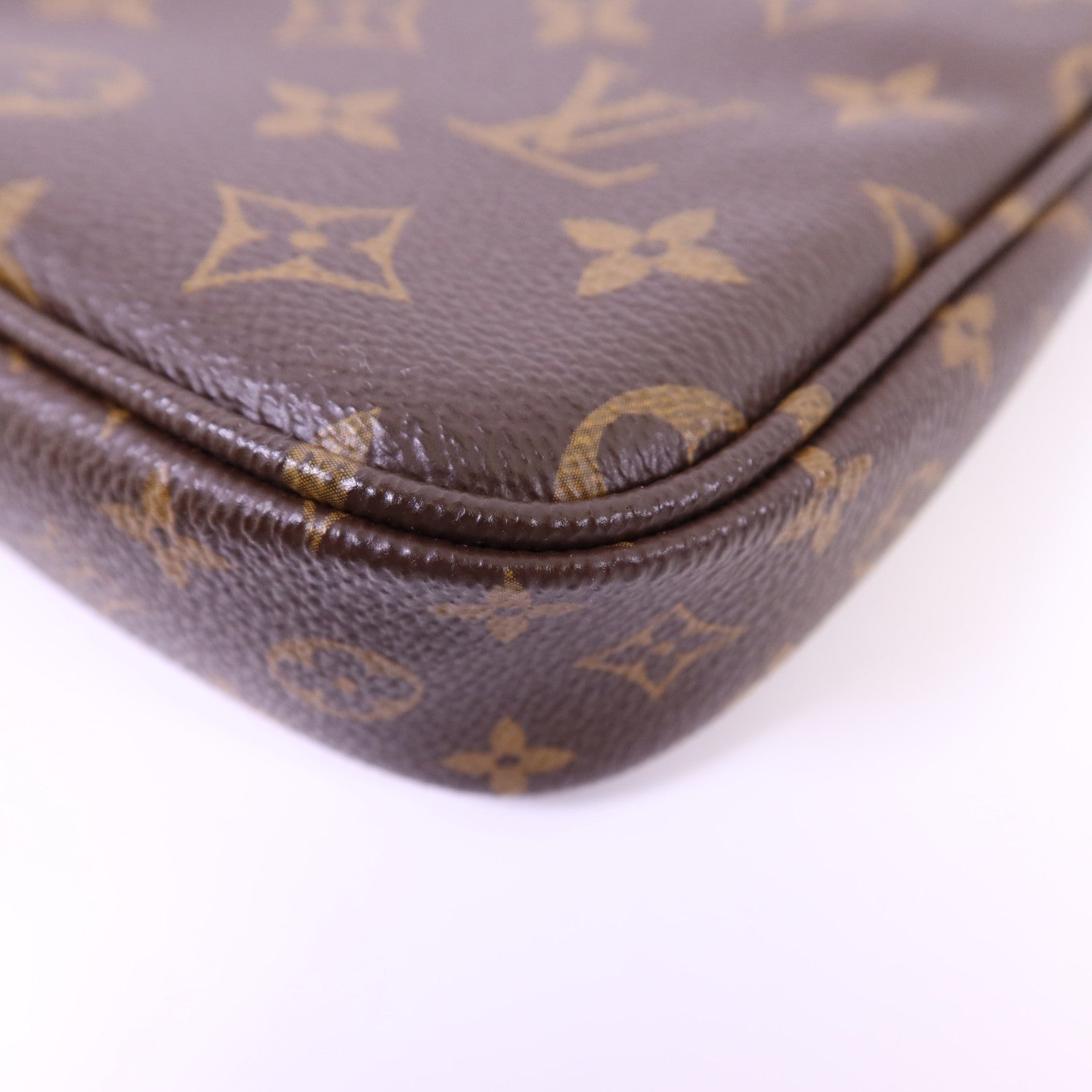 LOUIS VUITTON 【激減優惠】Monogram Multi Pochette Accessoires金扣肩背袋