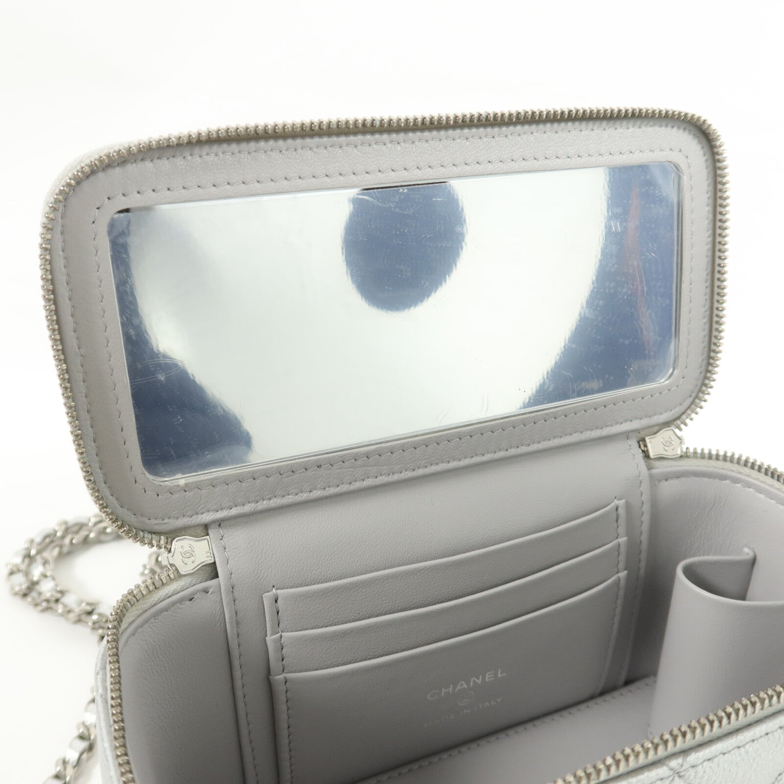 CHANEL 牛皮皮革25B Vanity Case鏈帶肩背袋