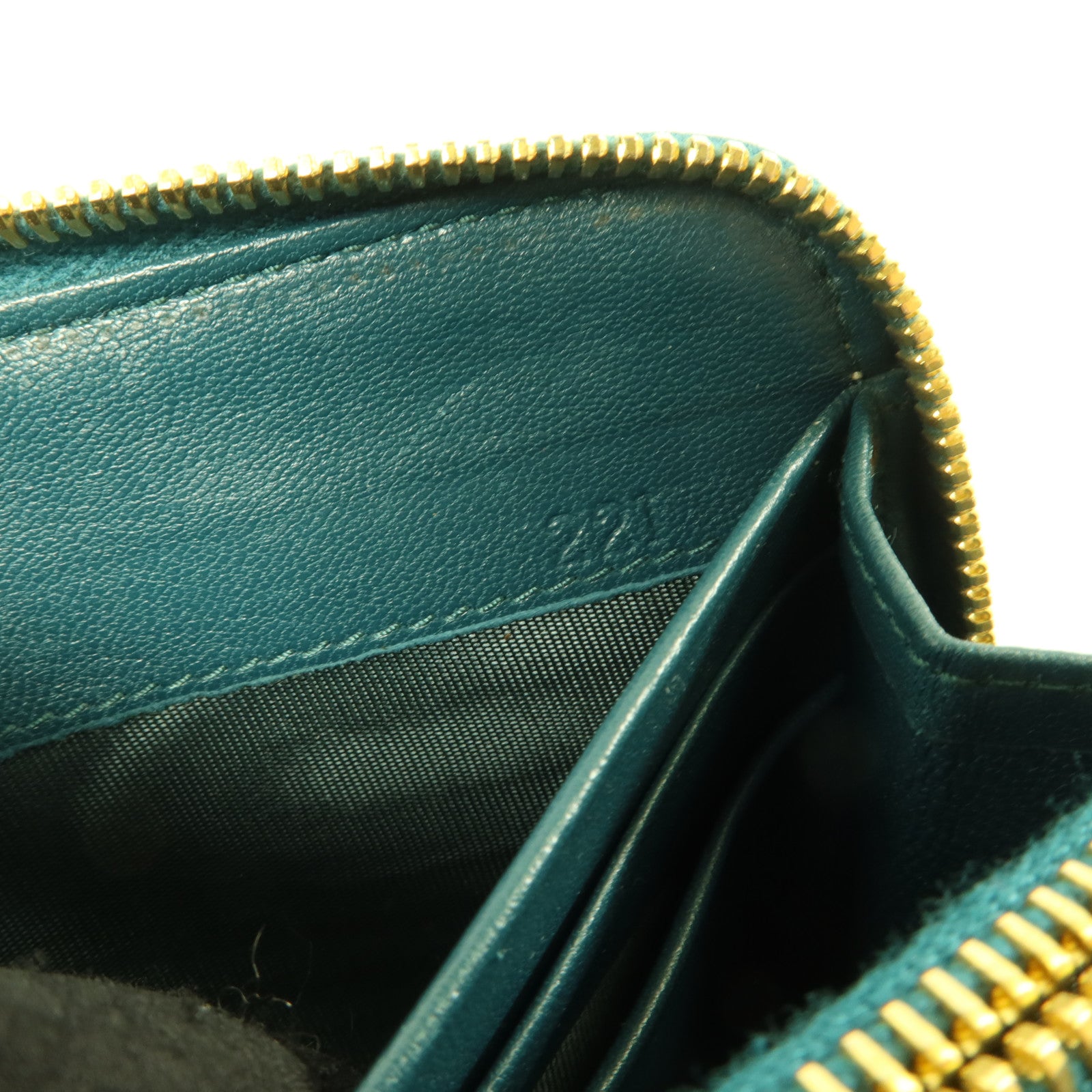 PRADA 漆皮皮革Long Wallet金扣長錢包