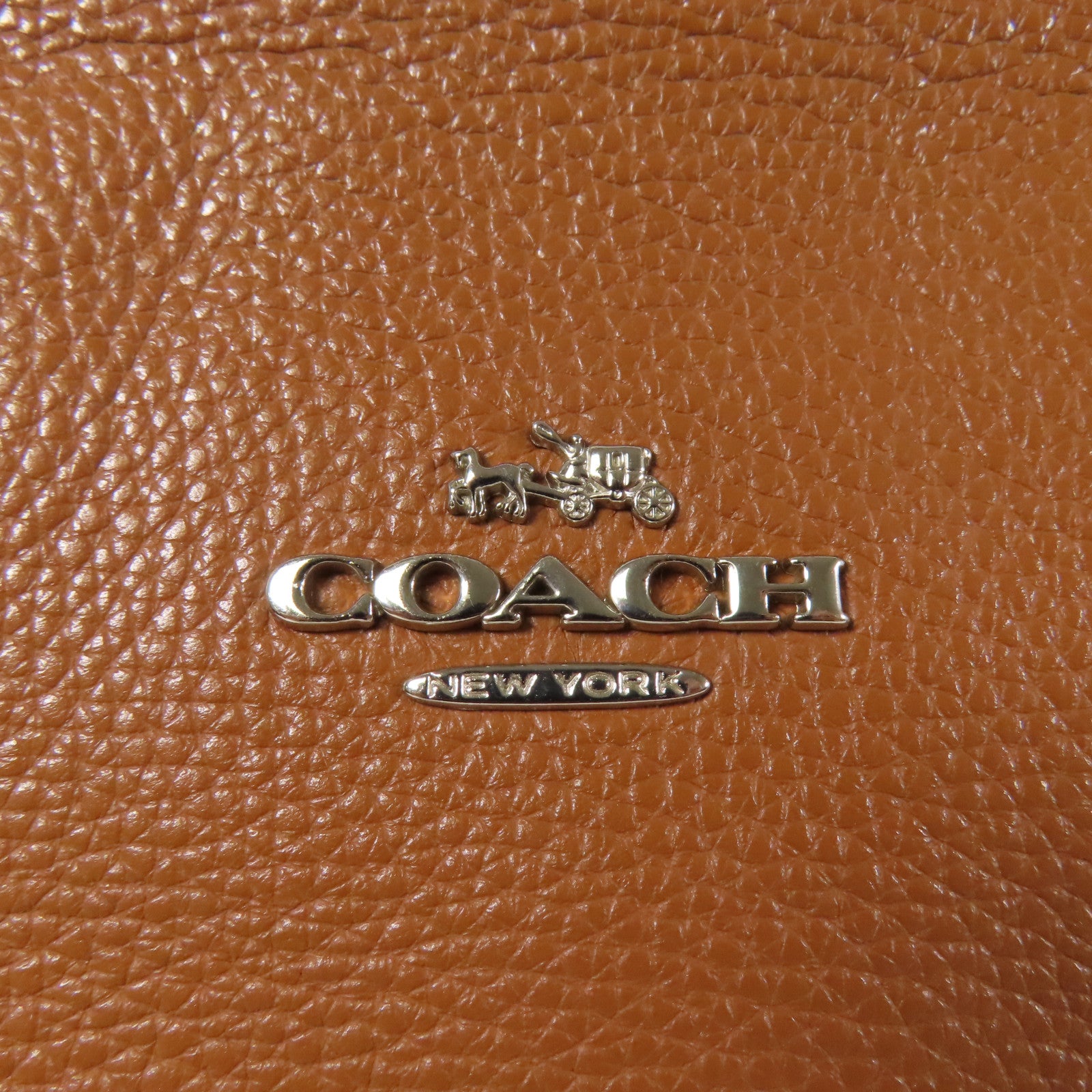 COACH 牛皮皮革Shoulder Bag銀扣肩背袋