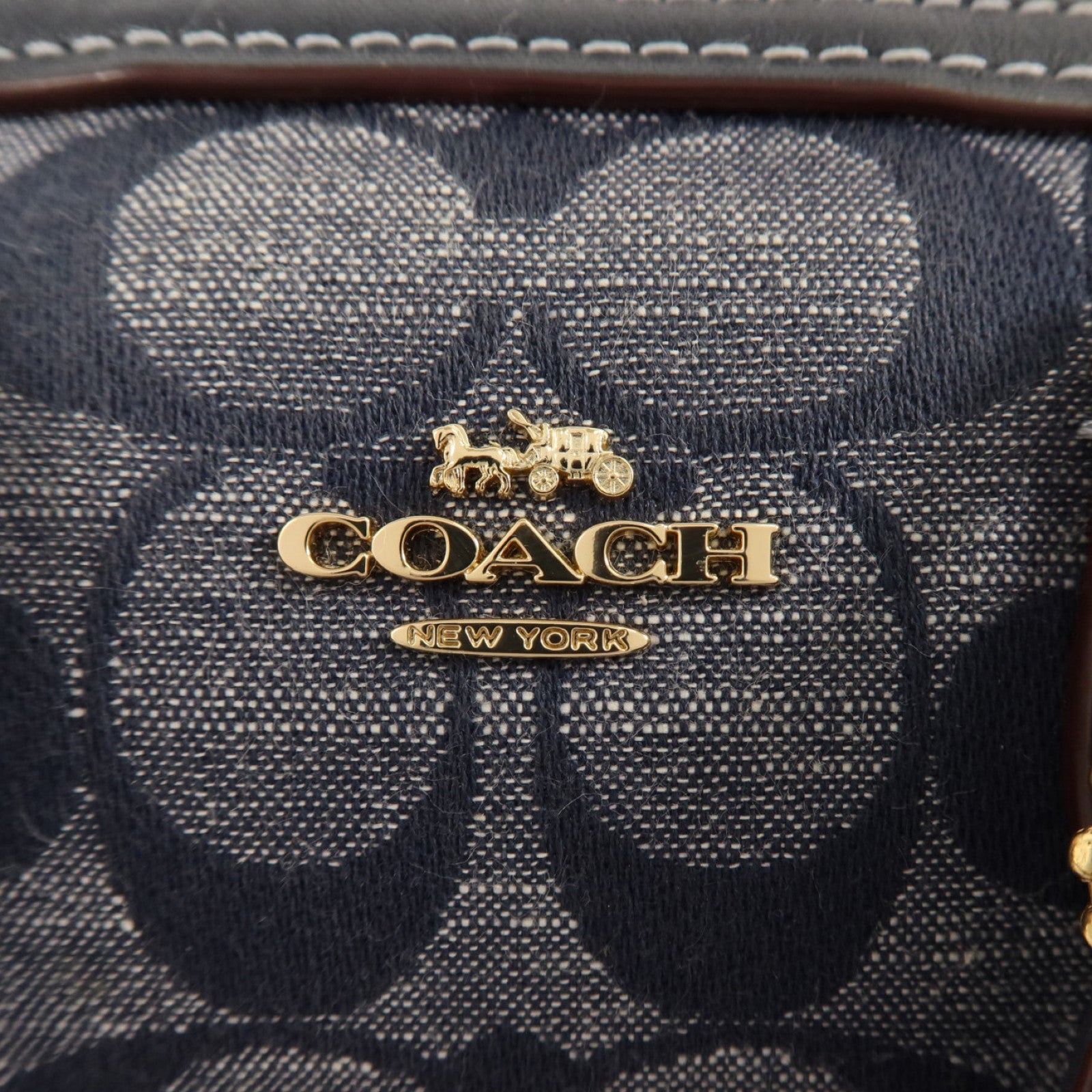 COACH 牛仔佈2Way Shoulder Bag金扣手挽肩背兩用袋