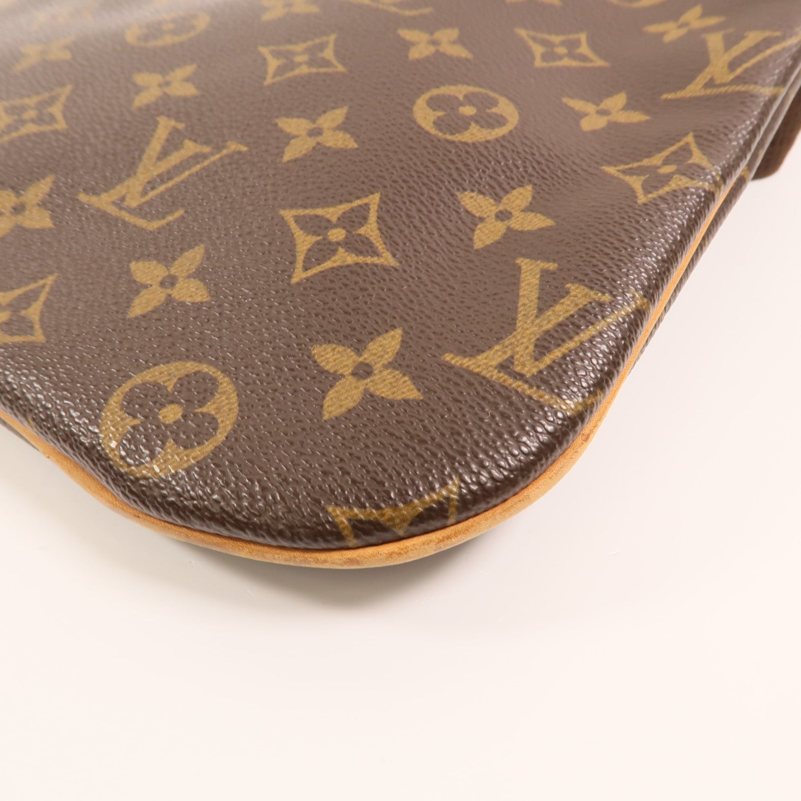 LOUIS VUITTON Monogram Pochette Bosphore金扣肩背袋棕色