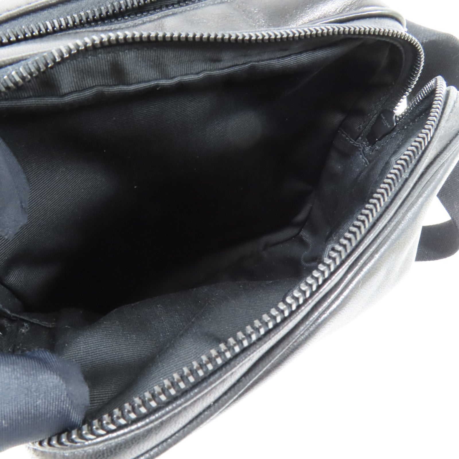 SAINT LAURENT 羊皮皮革Niki Cube肩背袋