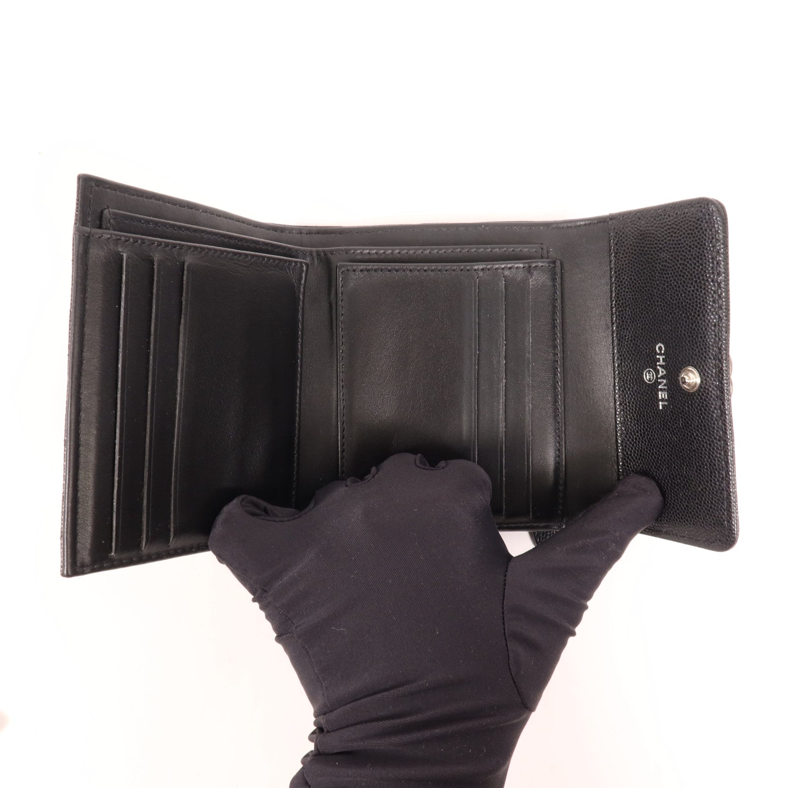 CHANEL 牛皮皮革Boy Wallet銀扣錢包