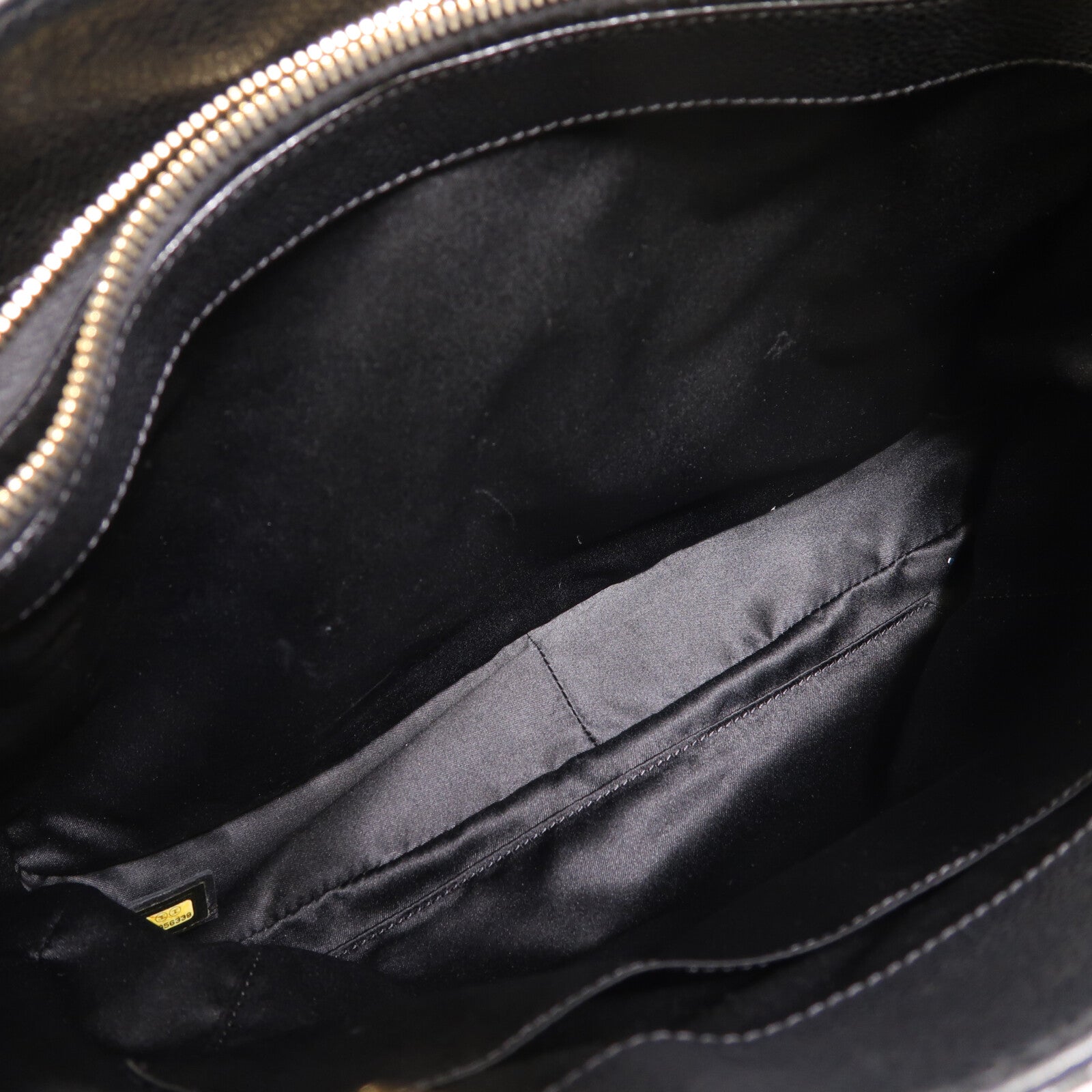 CHANEL 牛皮皮革GST Grand Shopping Tote Bag金扣鏈帶肩背袋