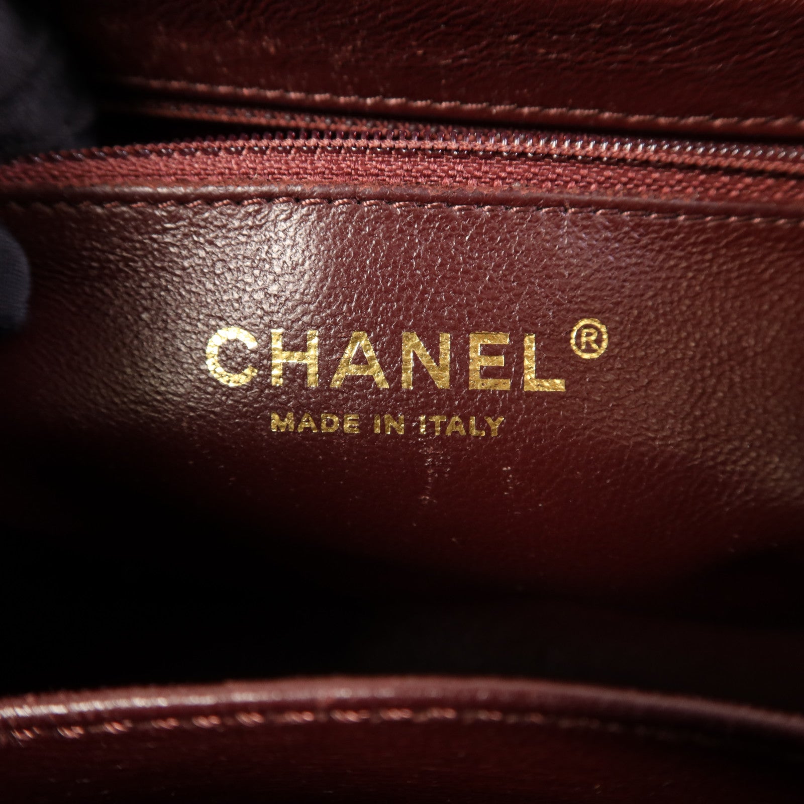 CHANEL 牛皮皮革Business Affinity Bag金扣手挽肩背兩用袋