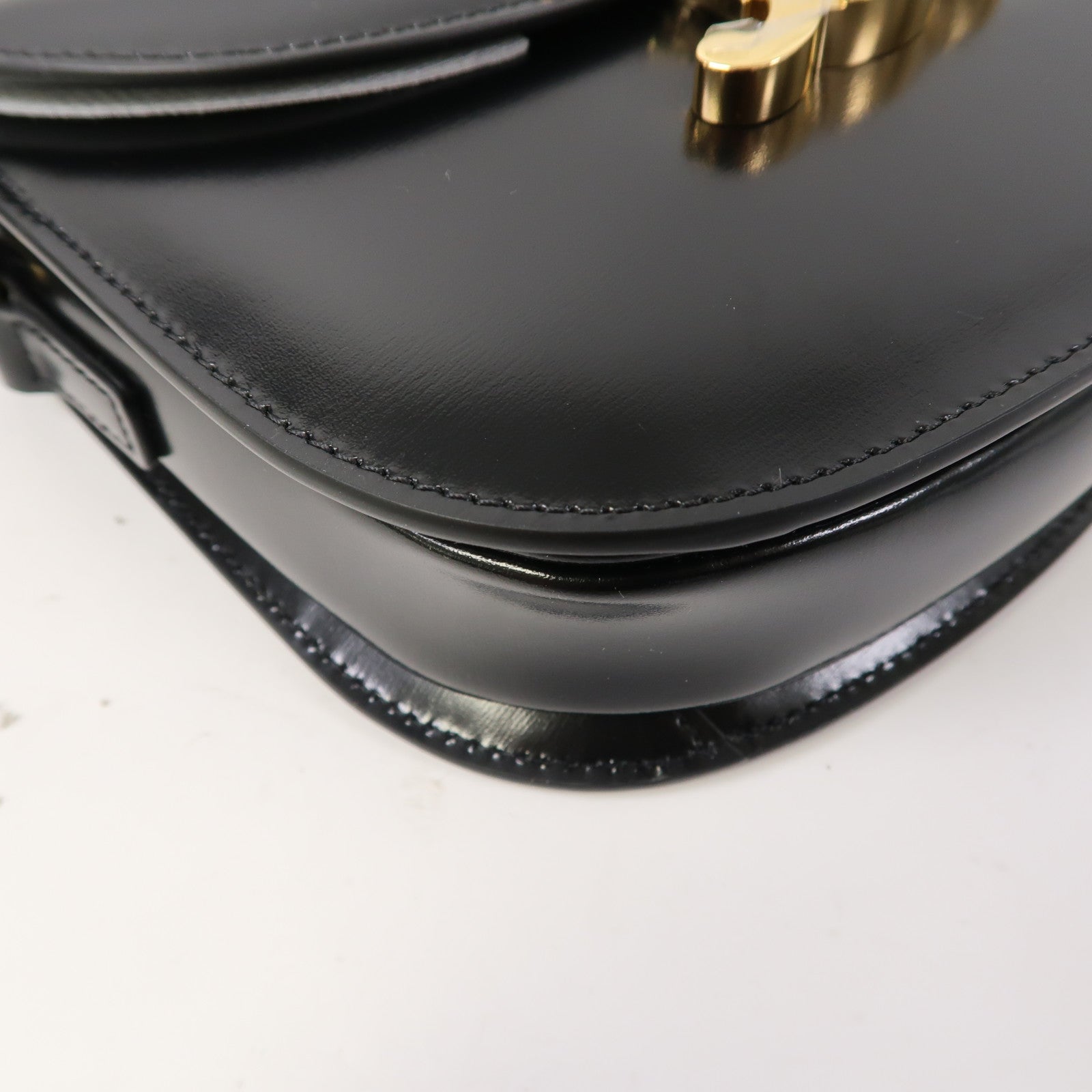 CELINE 牛皮皮革Besace Clea金扣肩背袋黑色