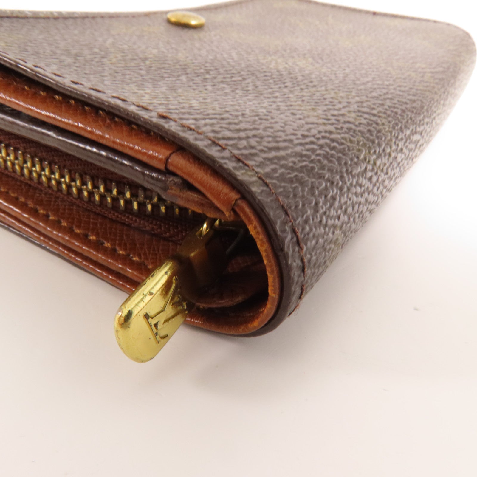 LOUIS VUITTON Monogram Porte Monnaie Billets 金扣錢包